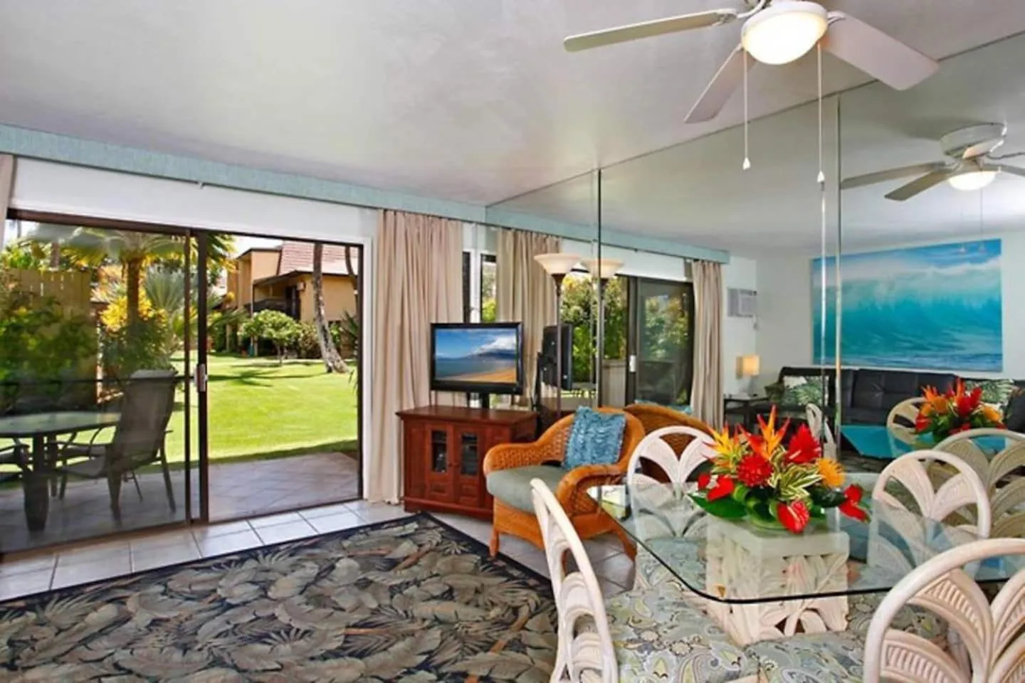 Property building in Kihei Garden Estates G-102