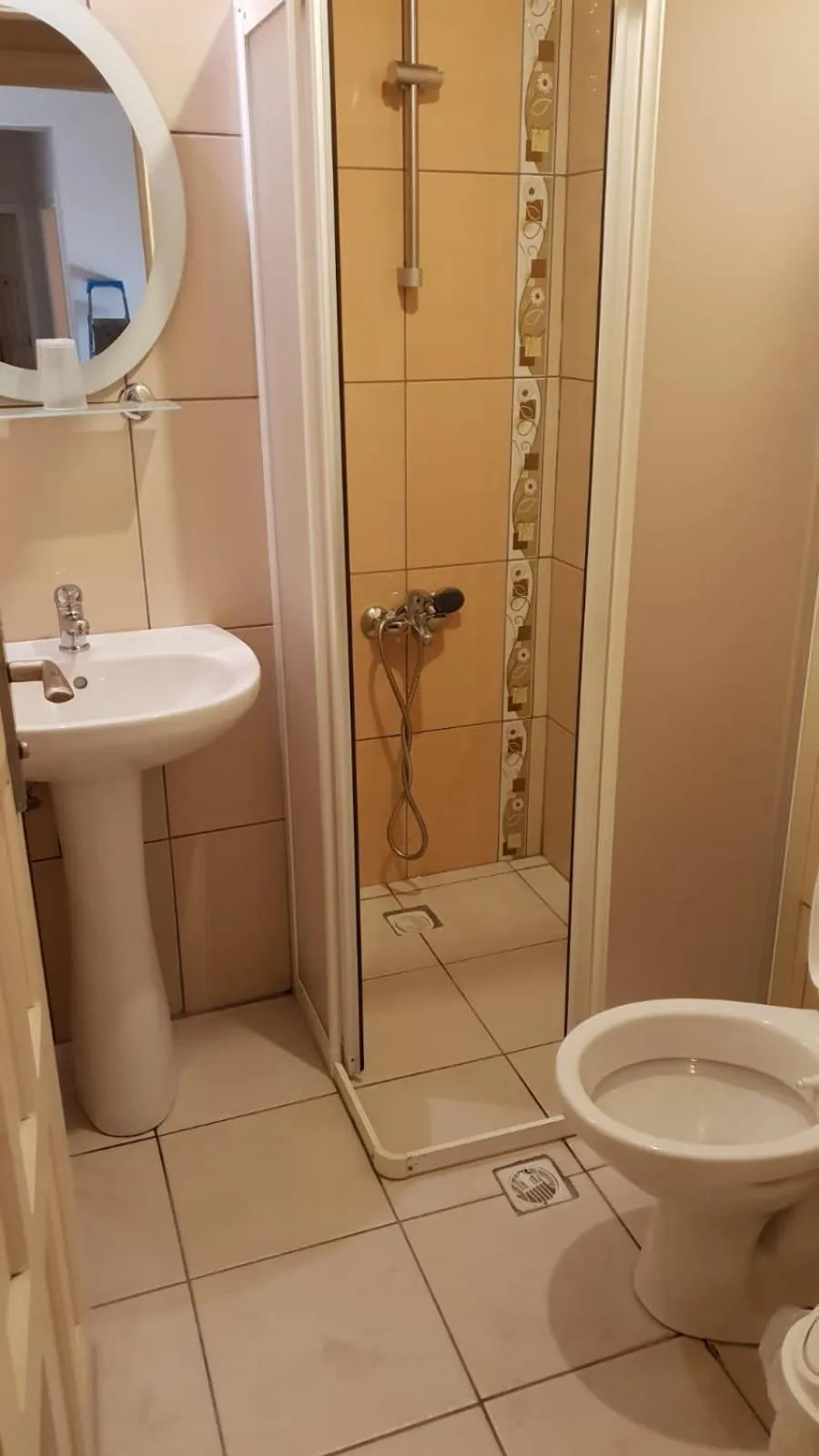 Shower in İSABELLA APART OTEL