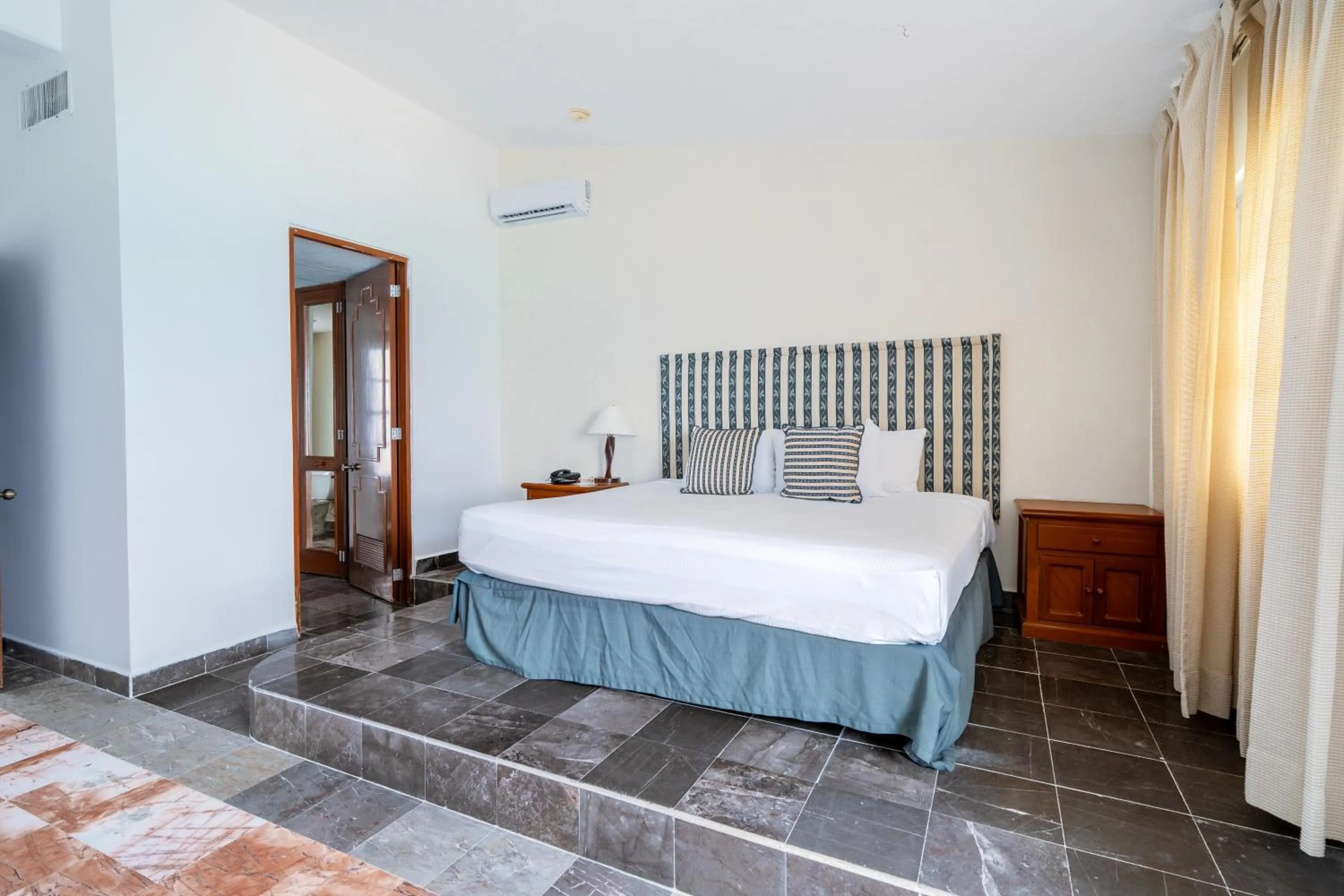 Bed in Hotel y Museo Casa Turquesa