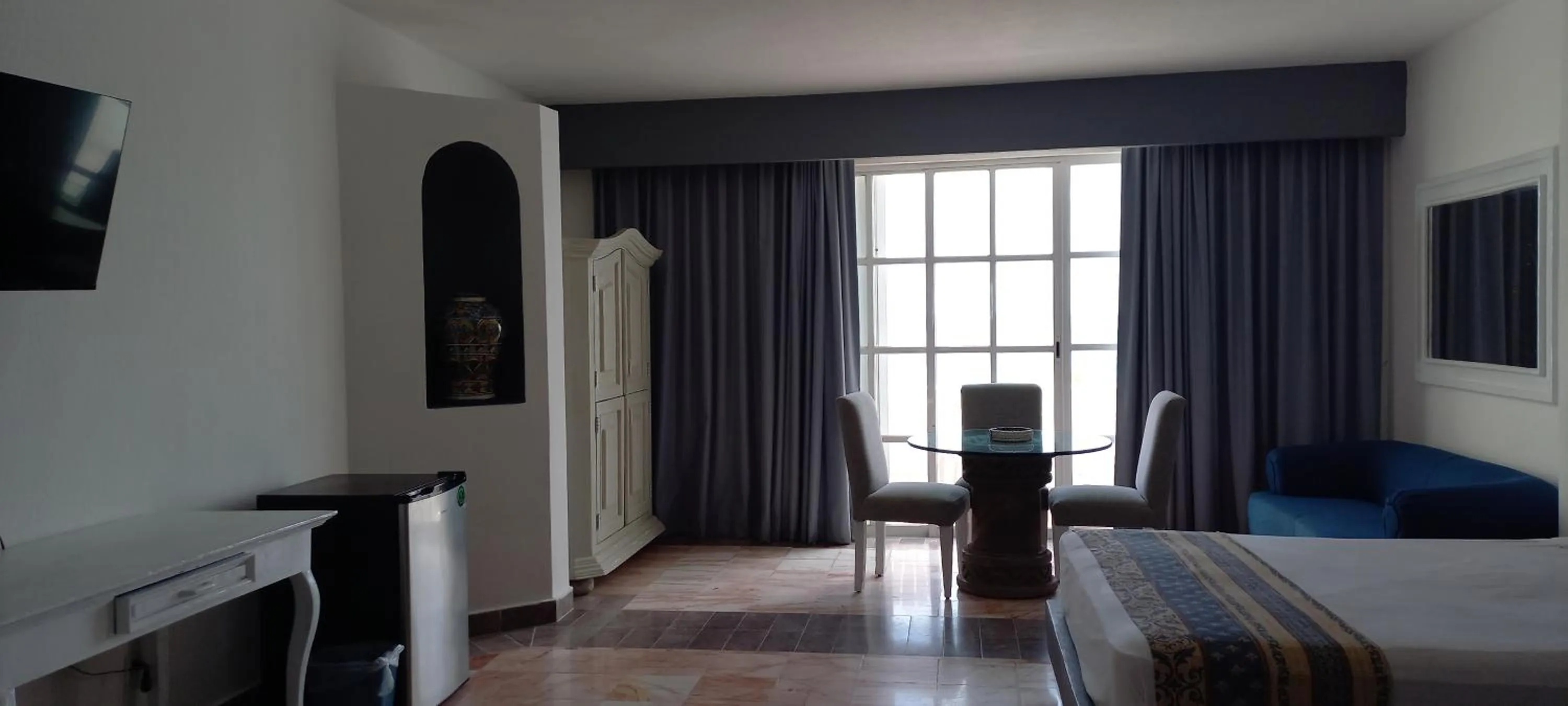 Photo of the whole room, Bed in Hotel & Museo Casa Turquesa