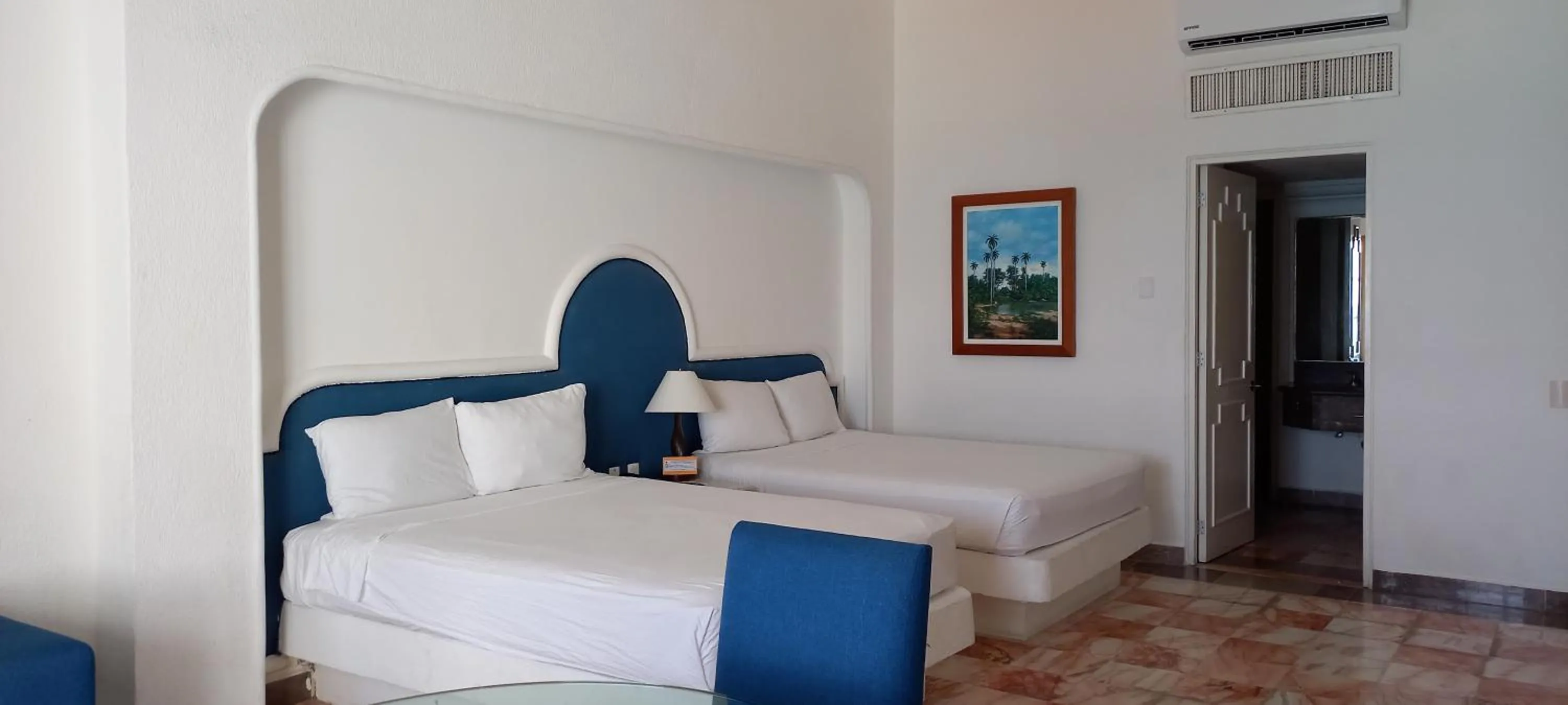 Photo of the whole room, Bed in Hotel & Museo Casa Turquesa