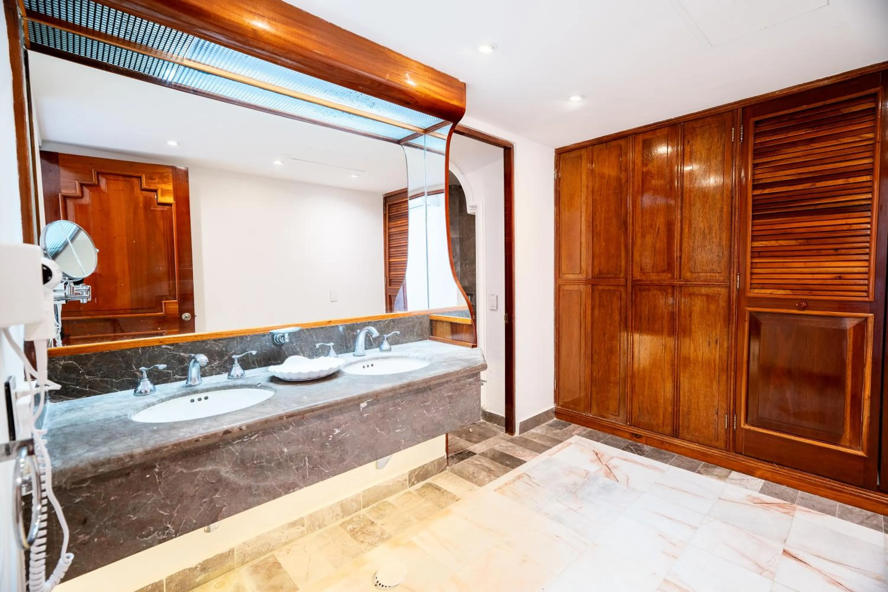 Bathroom in Hotel y Museo Casa Turquesa