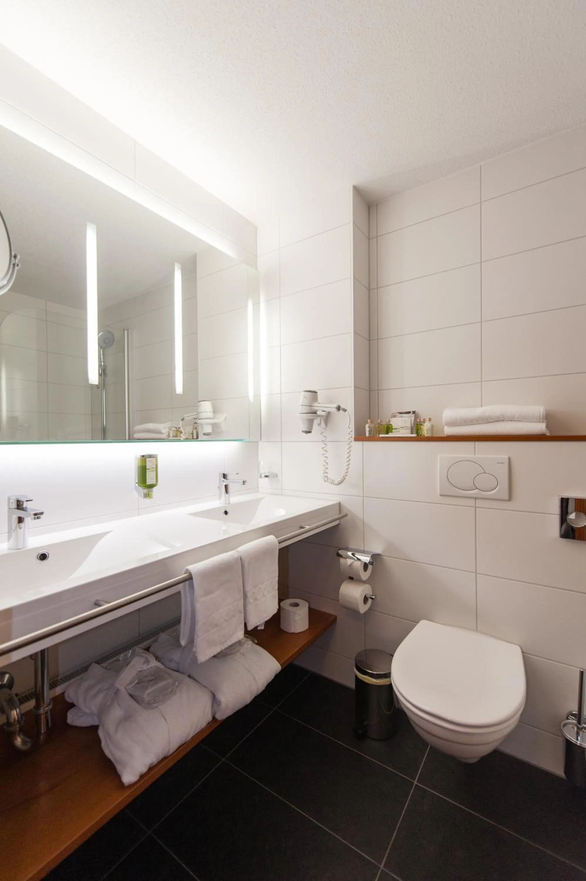 Photo of the whole room in National Zermatt - Matterhorn Views, Sunnegga Gateway & SPA