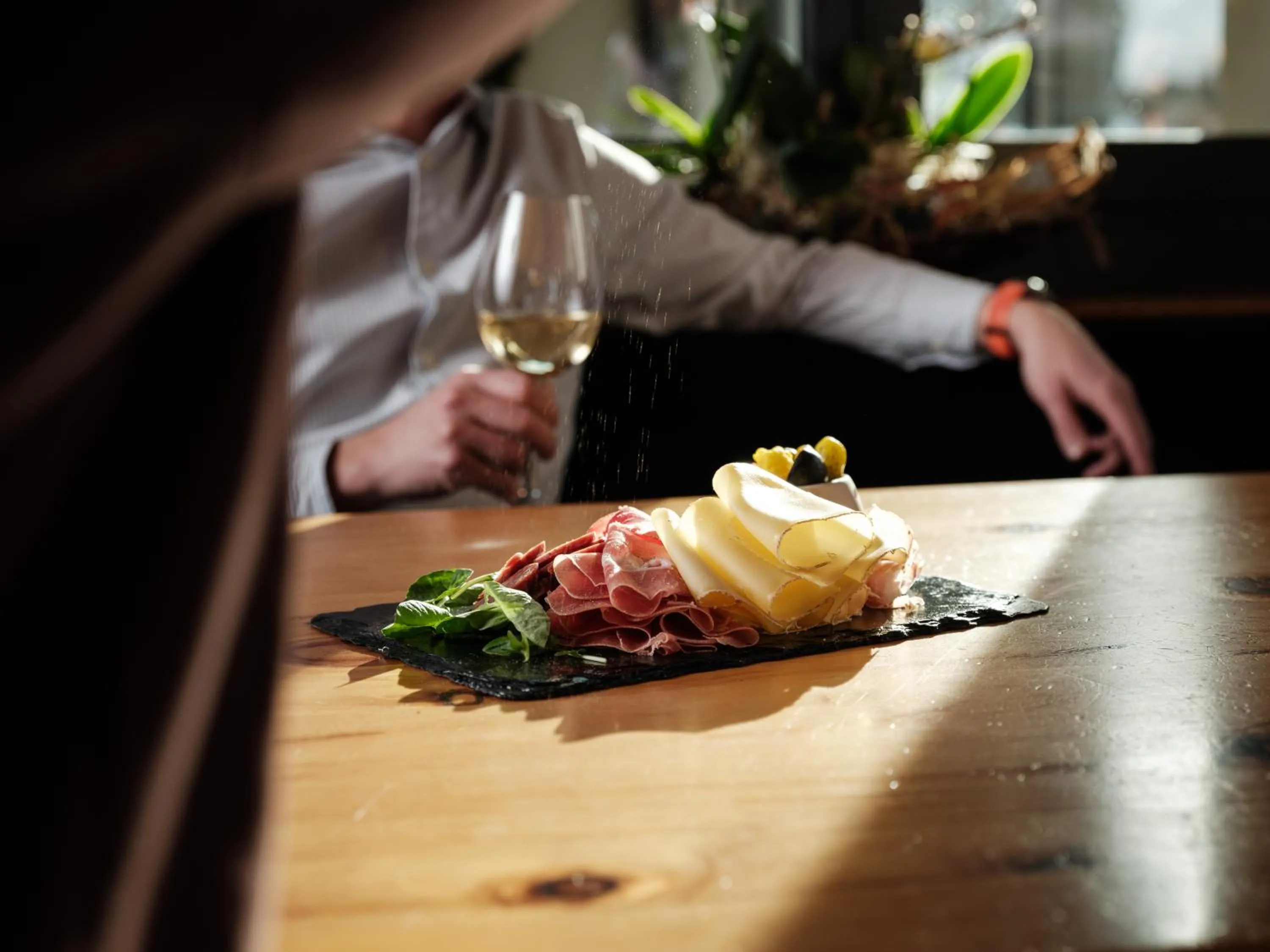 Restaurant/places to eat in National Zermatt - Matterhorn Views, Sunnegga Gateway & SPA