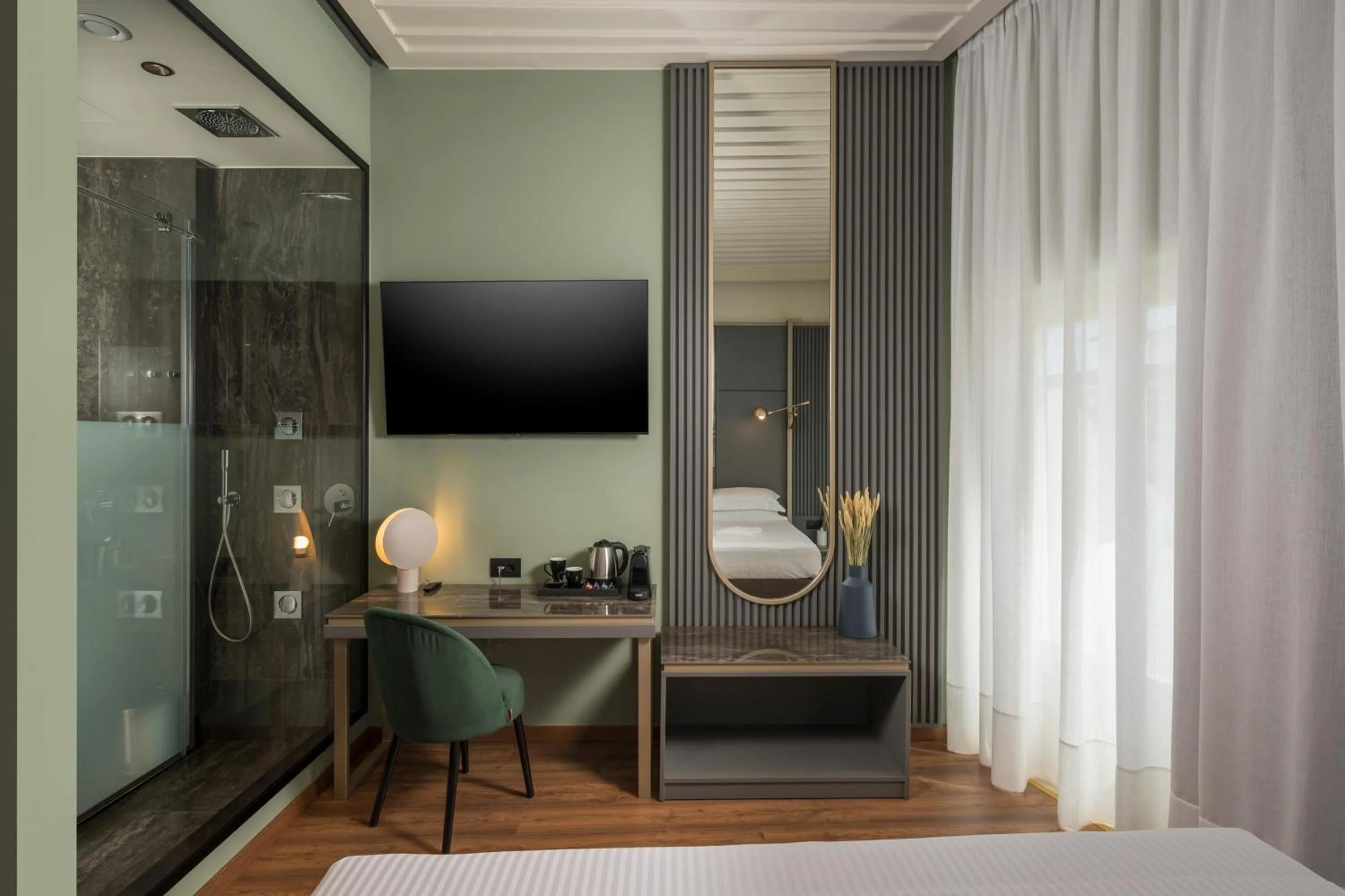 TV and multimedia, Bed in Veneri Boutique Suites
