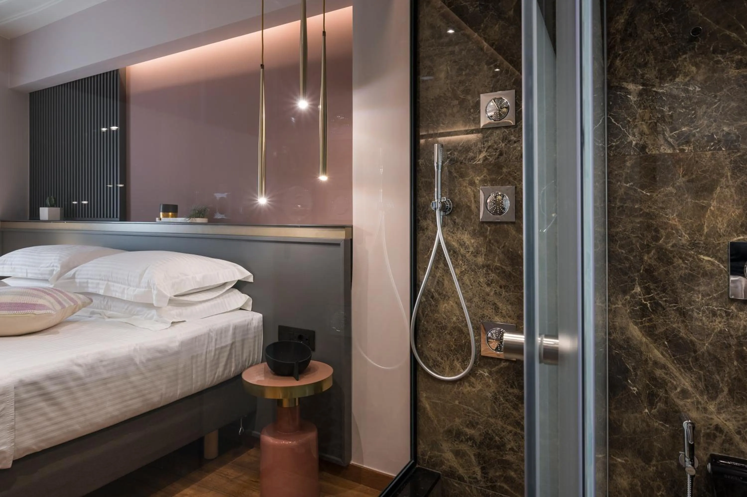 Bathroom, Bed in Veneri Boutique Suites