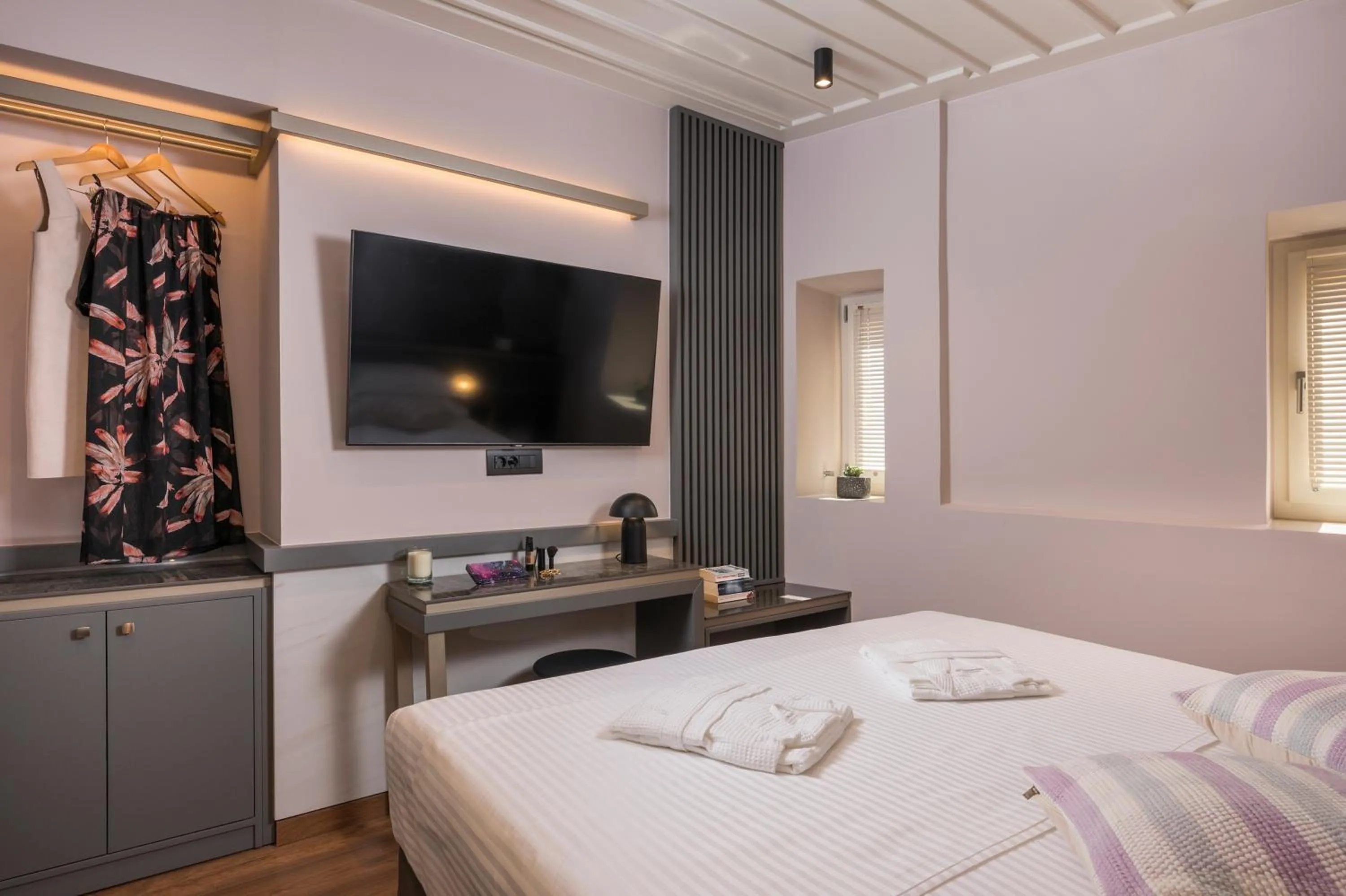 TV and multimedia, Bed in Veneri Boutique Suites