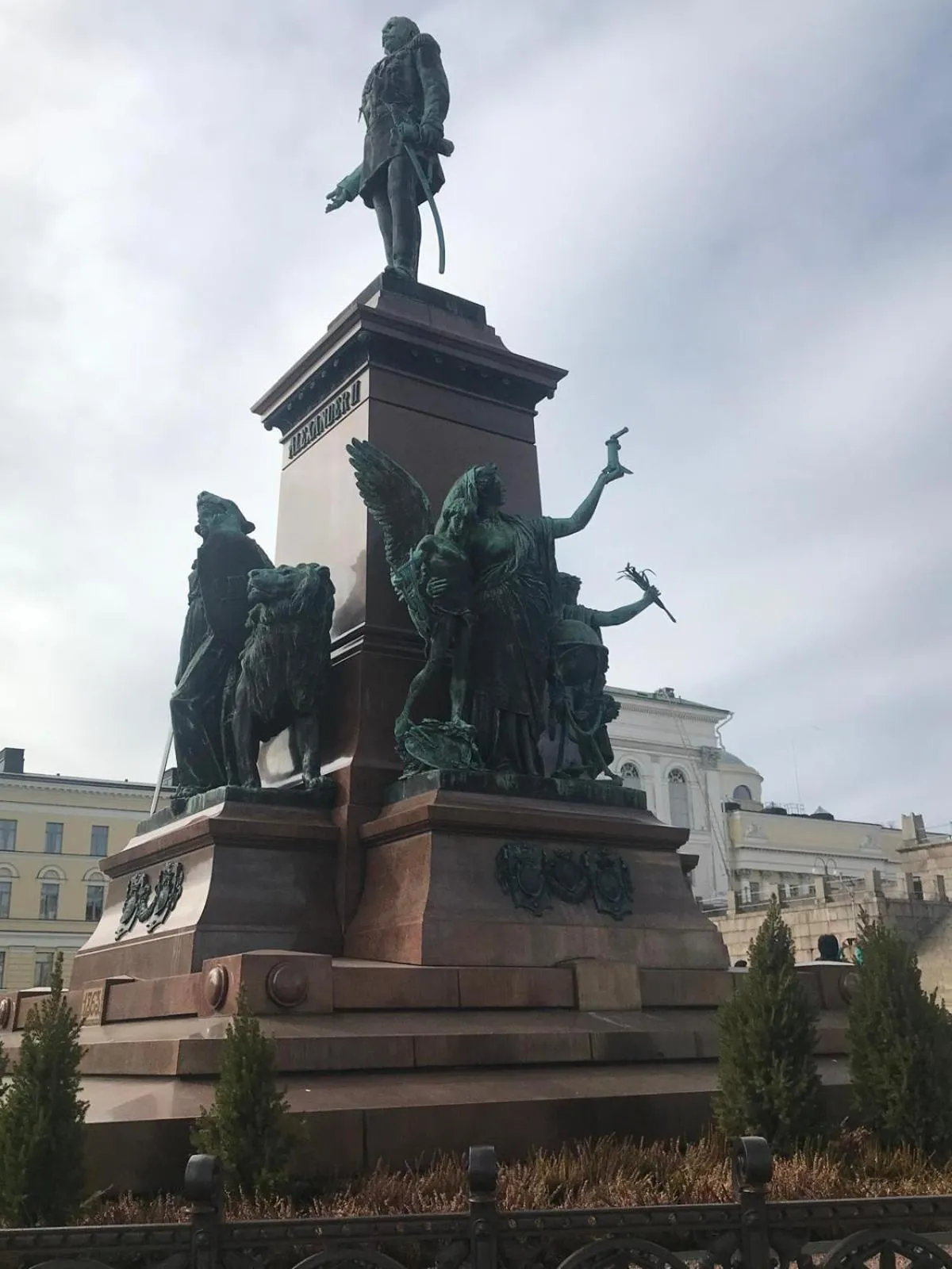 Nearby landmark in Senate Hotel