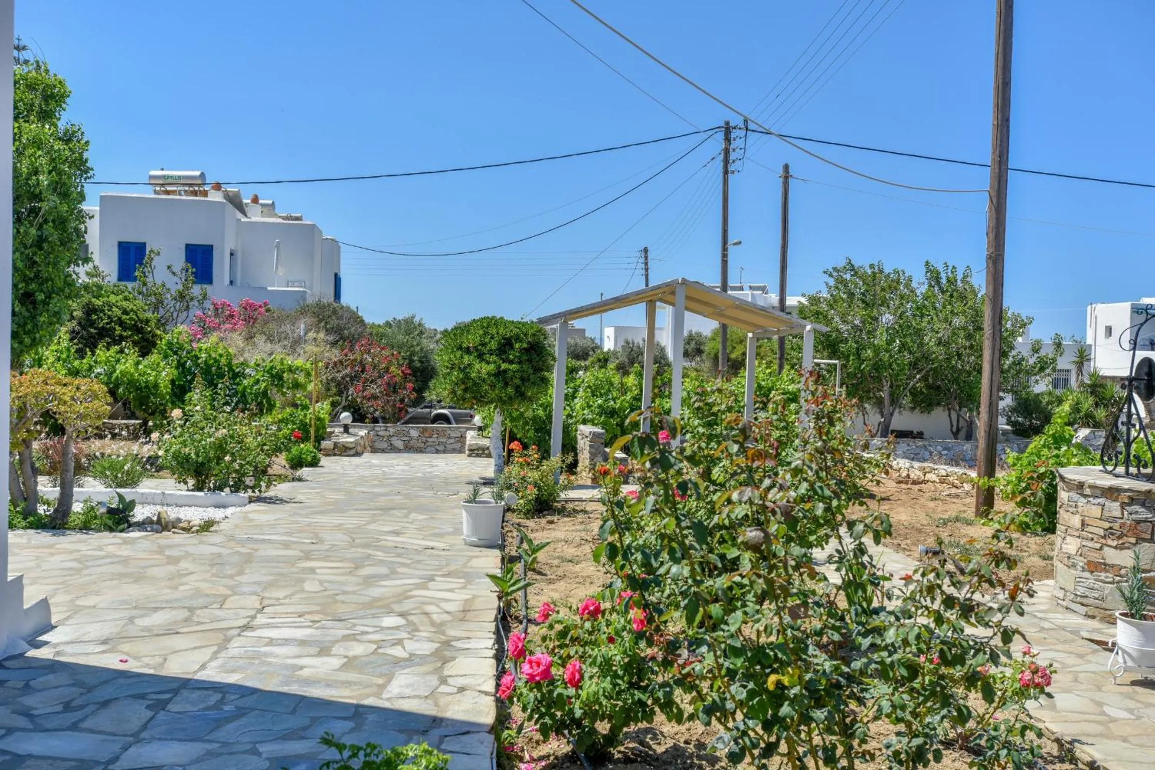 Facade/entrance in Naxian Garden of Senses