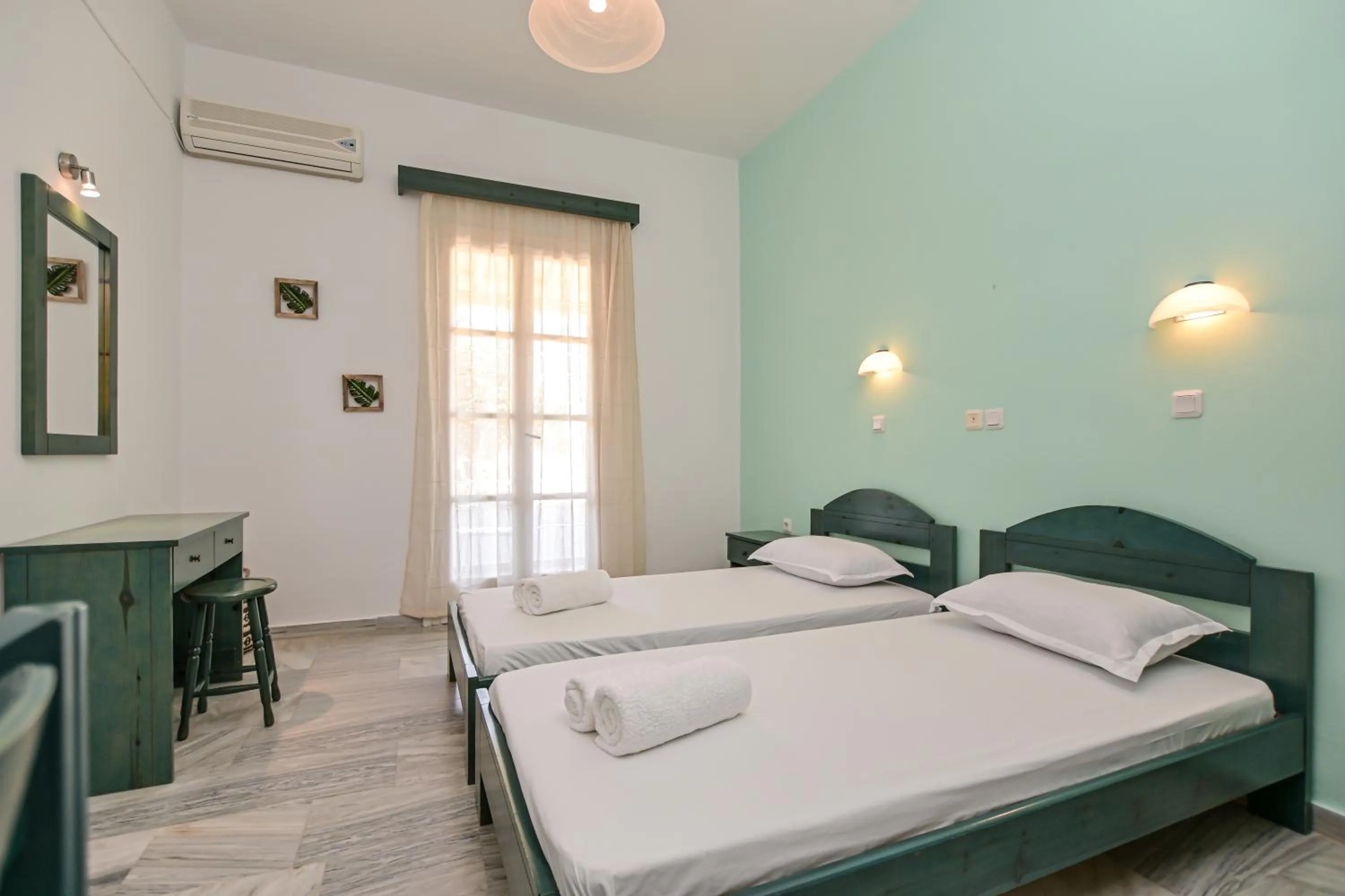 Bed in Naxian Garden of Senses