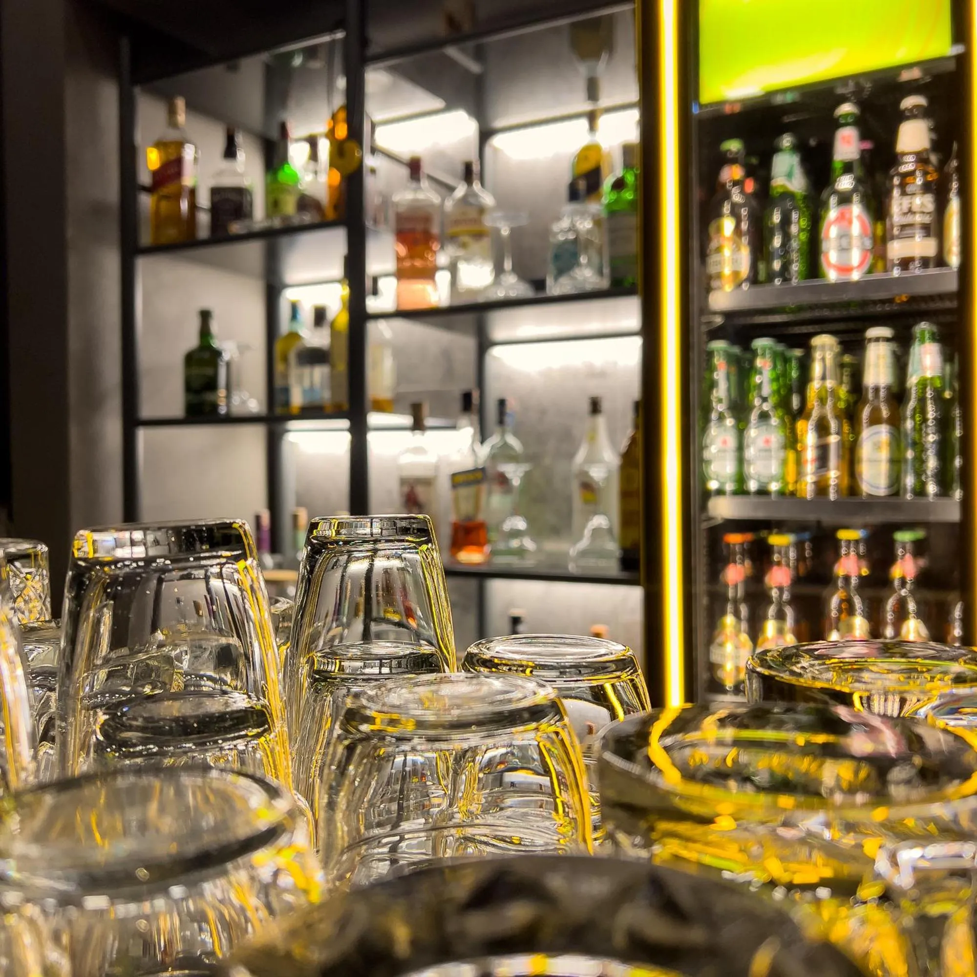 Restaurant/places to eat in CUNDA PİER OTEL