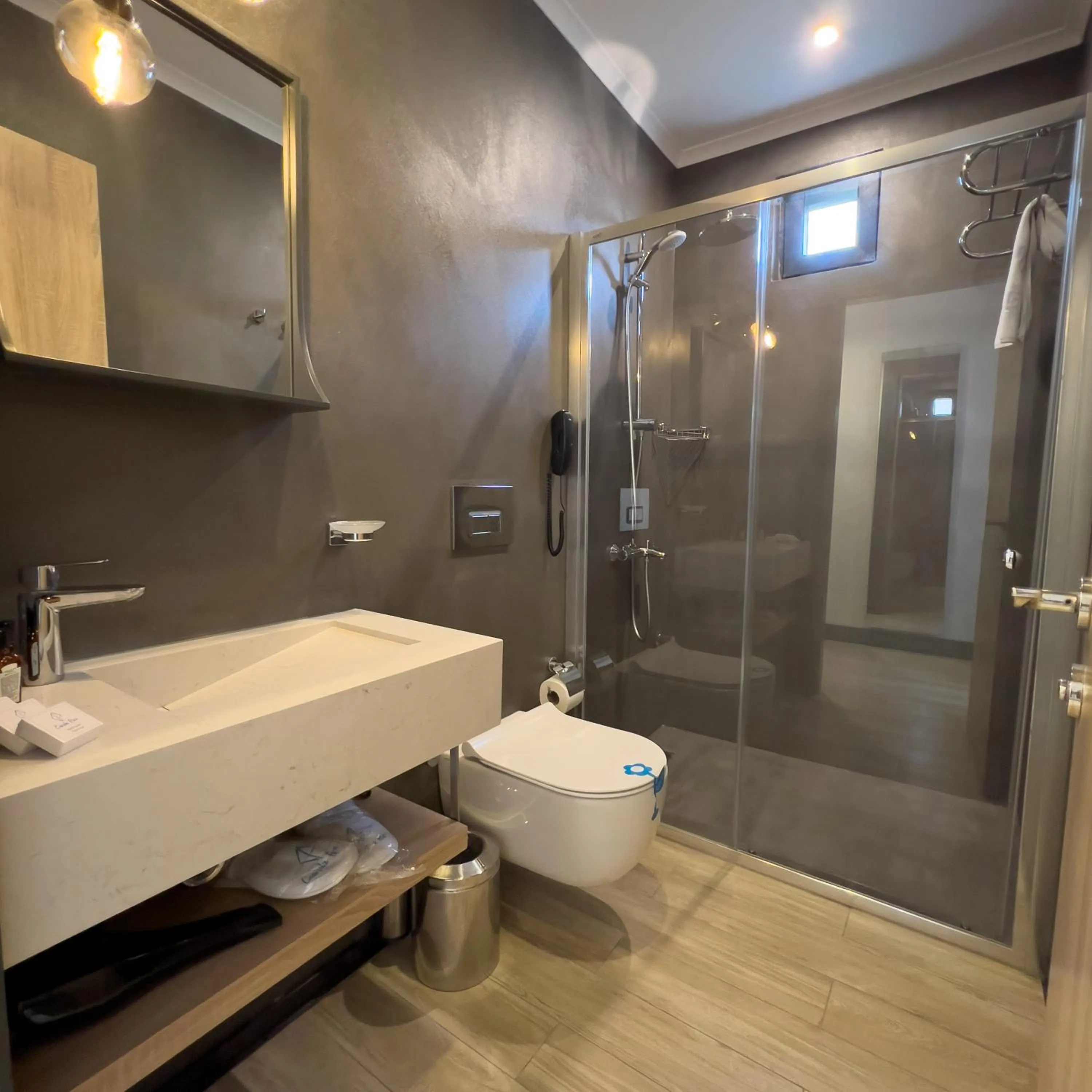 Bathroom in CUNDA PİER OTEL