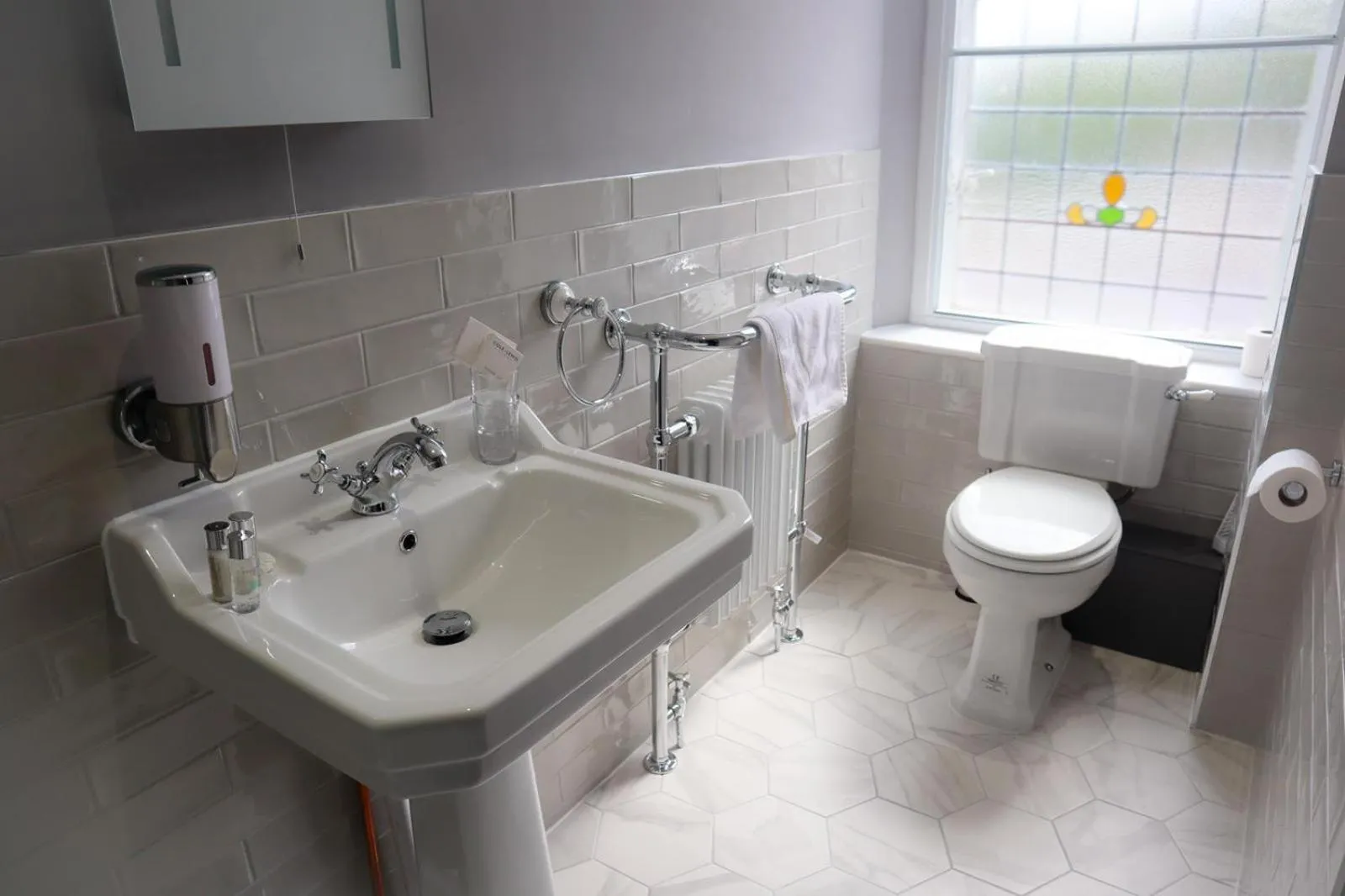 Bathroom in The Strutt Arms