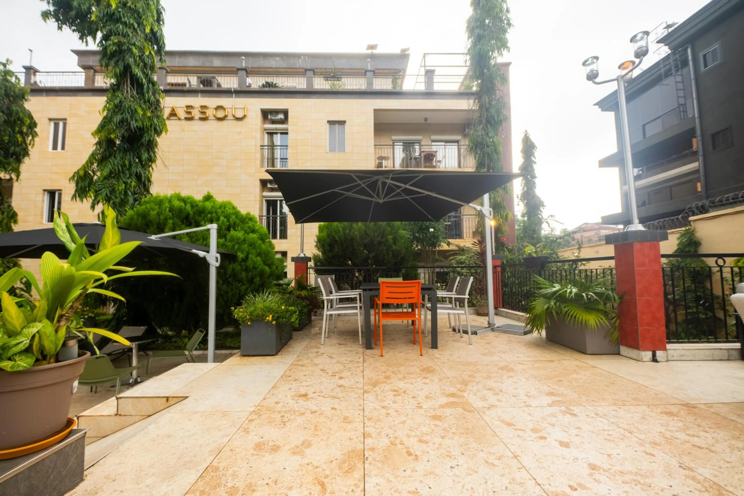 Property building in Residence MASSOU