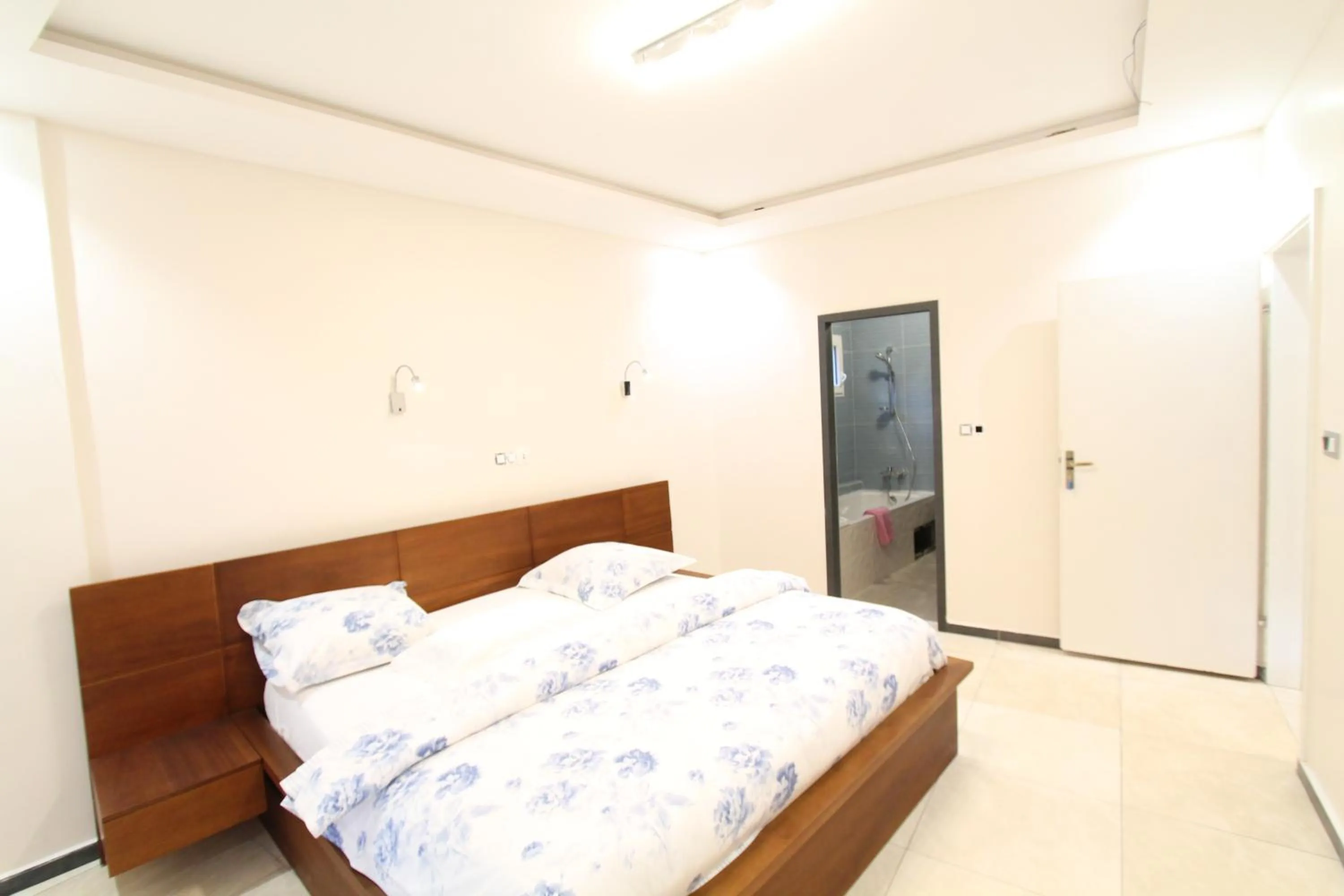 Bed in Residence MASSOU