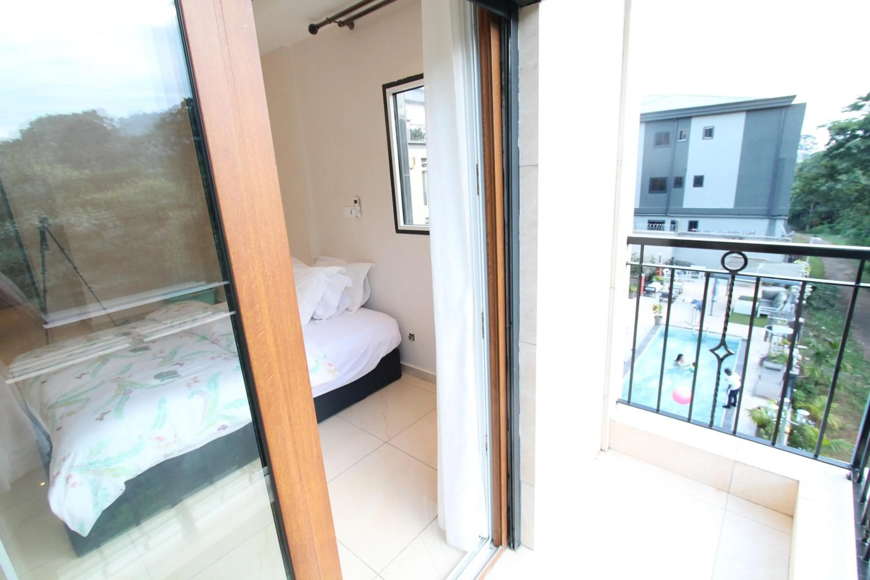 Bed in Residence MASSOU