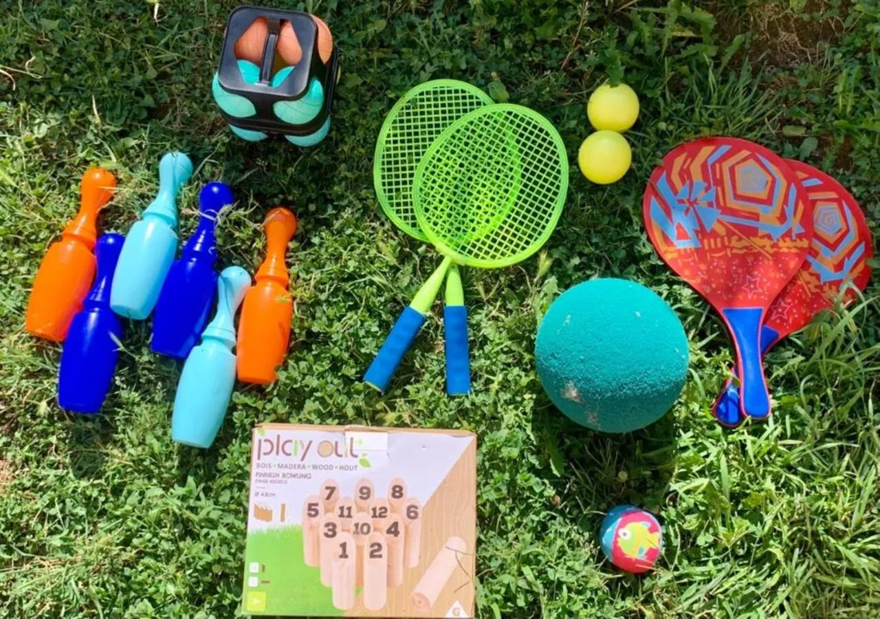 Children play ground in Dormez dans la chambre du meunier !