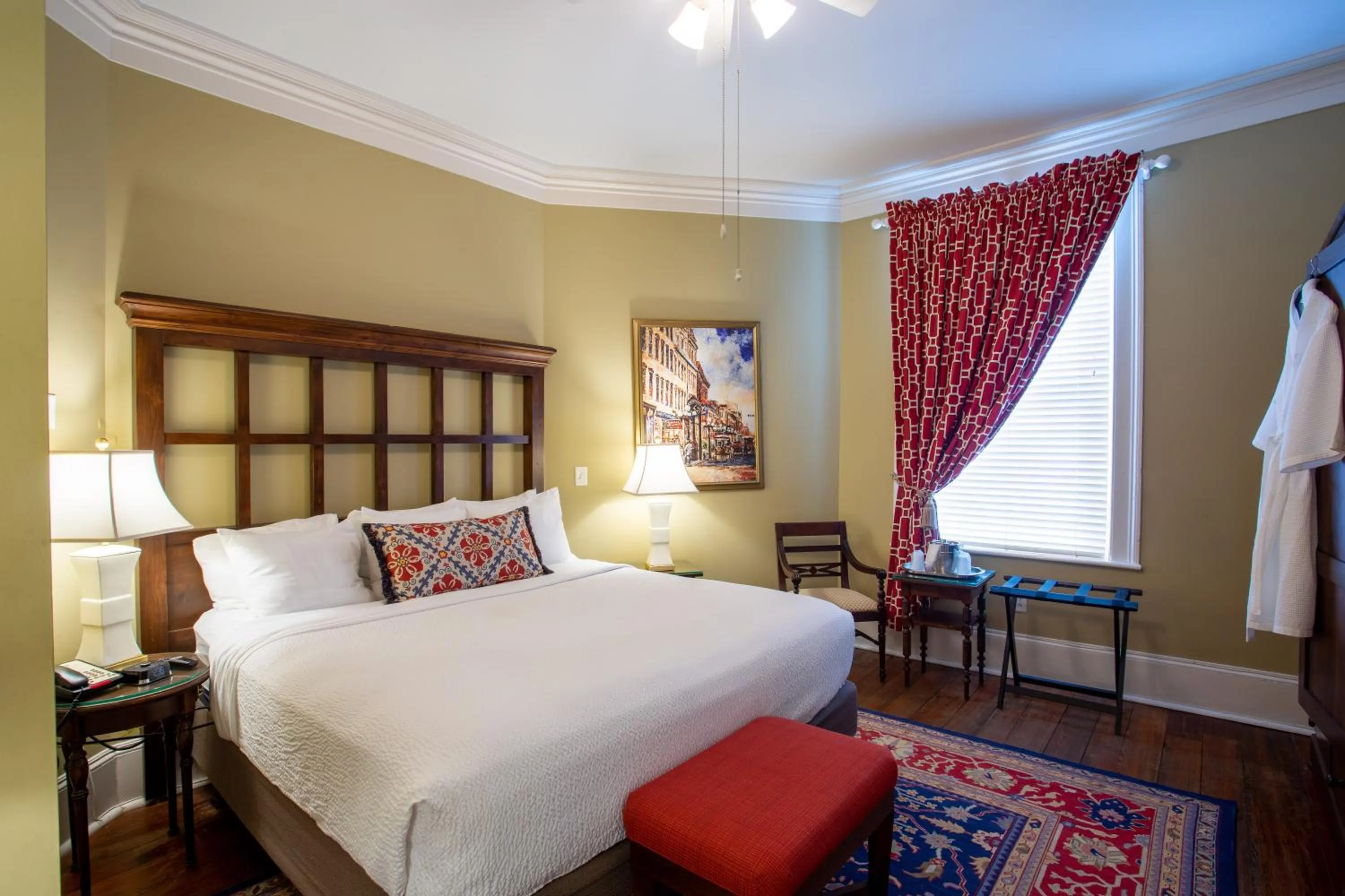 Bedroom, Bed in The Marshall House, Historic Inns of Savannah Collection