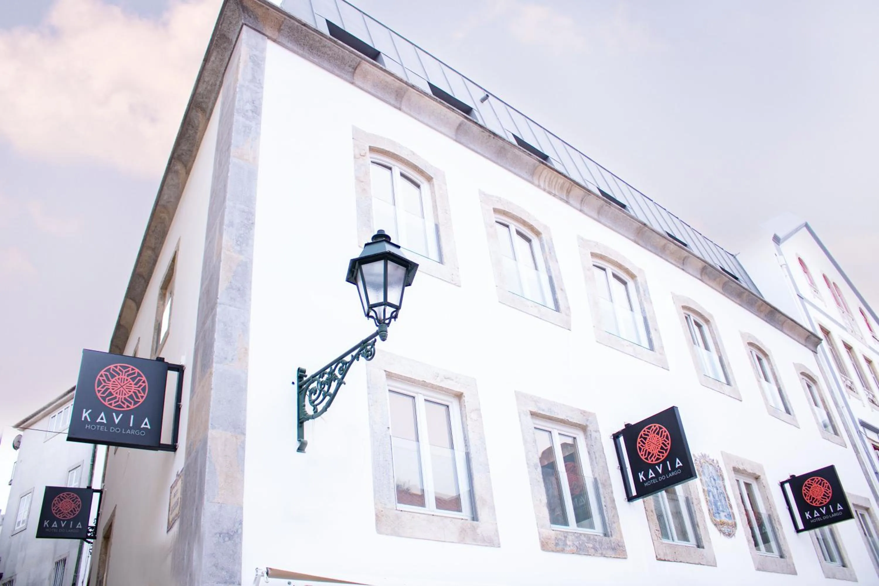 Property building in Kavia Hotel do Largo