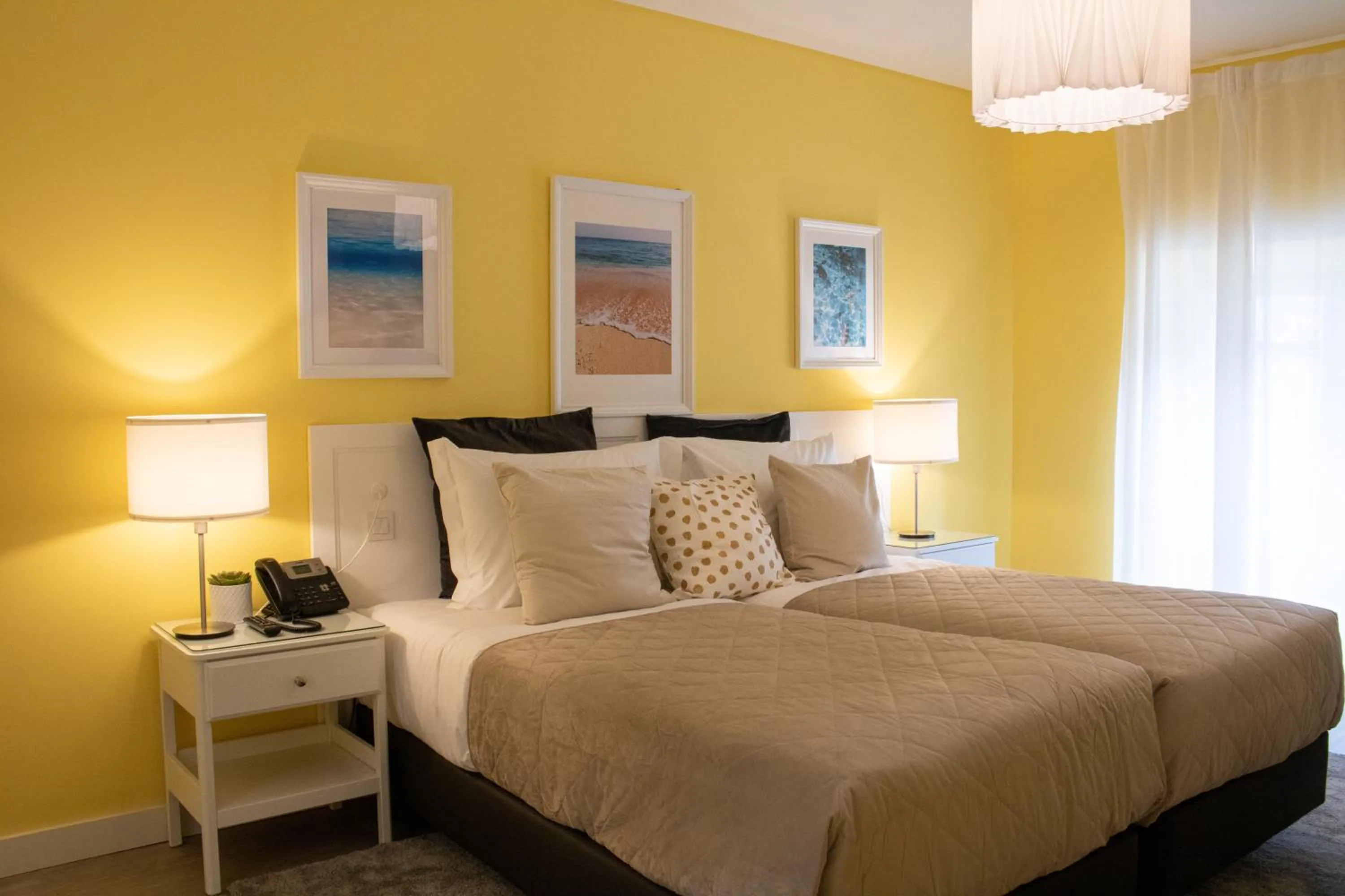 Bedroom, Bed in Kavia Hotel do Largo