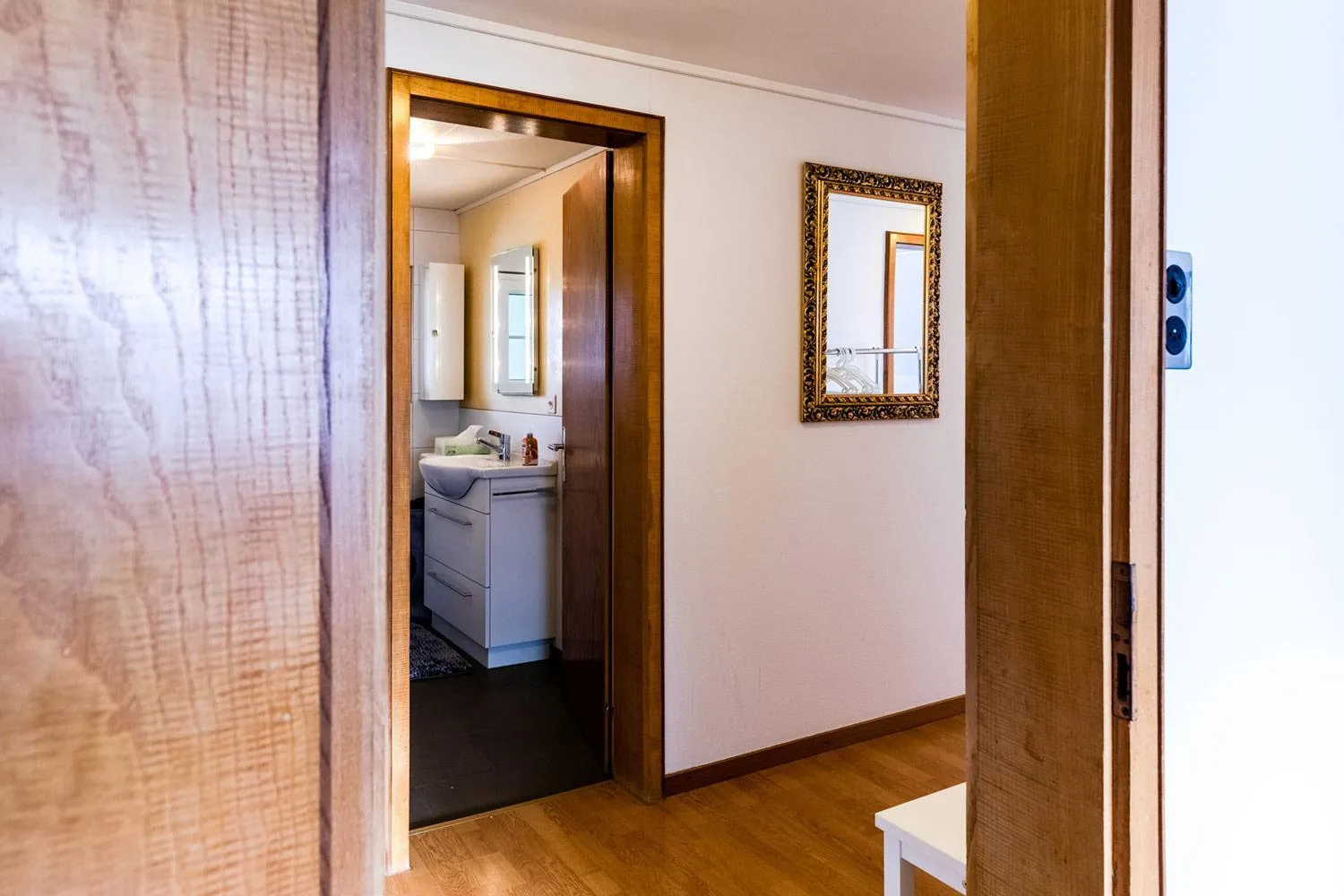 Bathroom in Blattenheimat - im traditionellen Appenzeller Haus