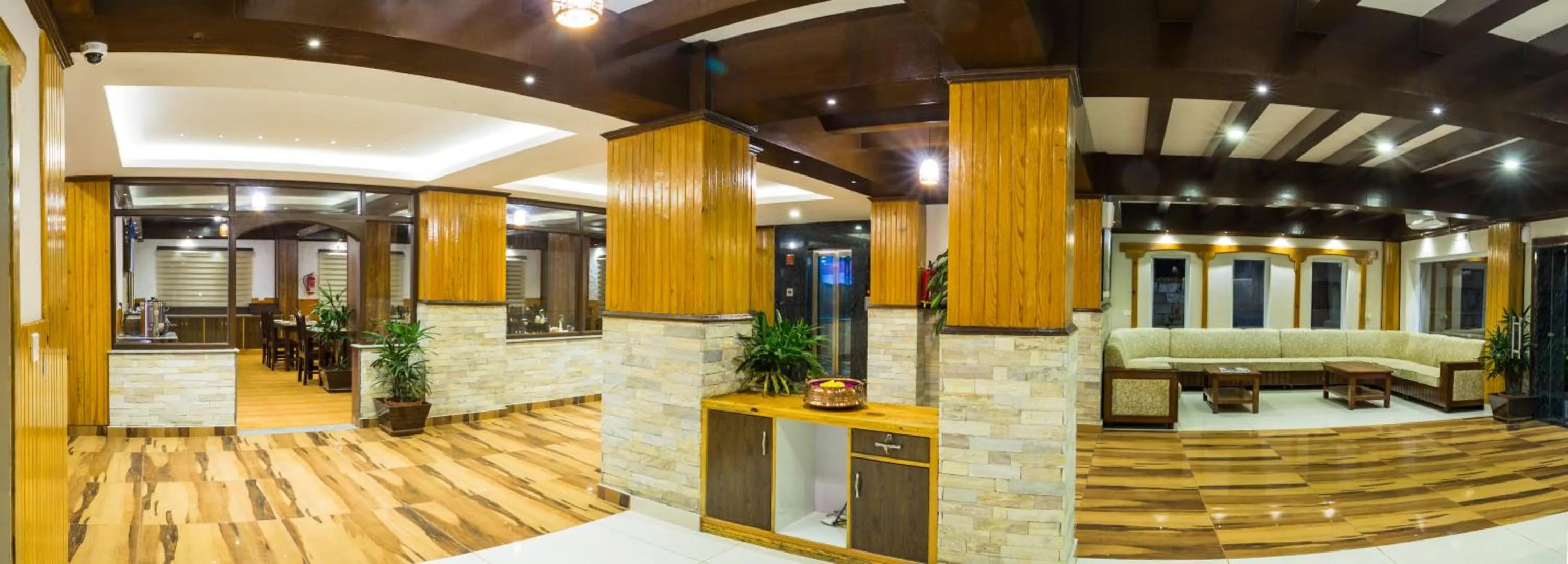 Hotel Kausi