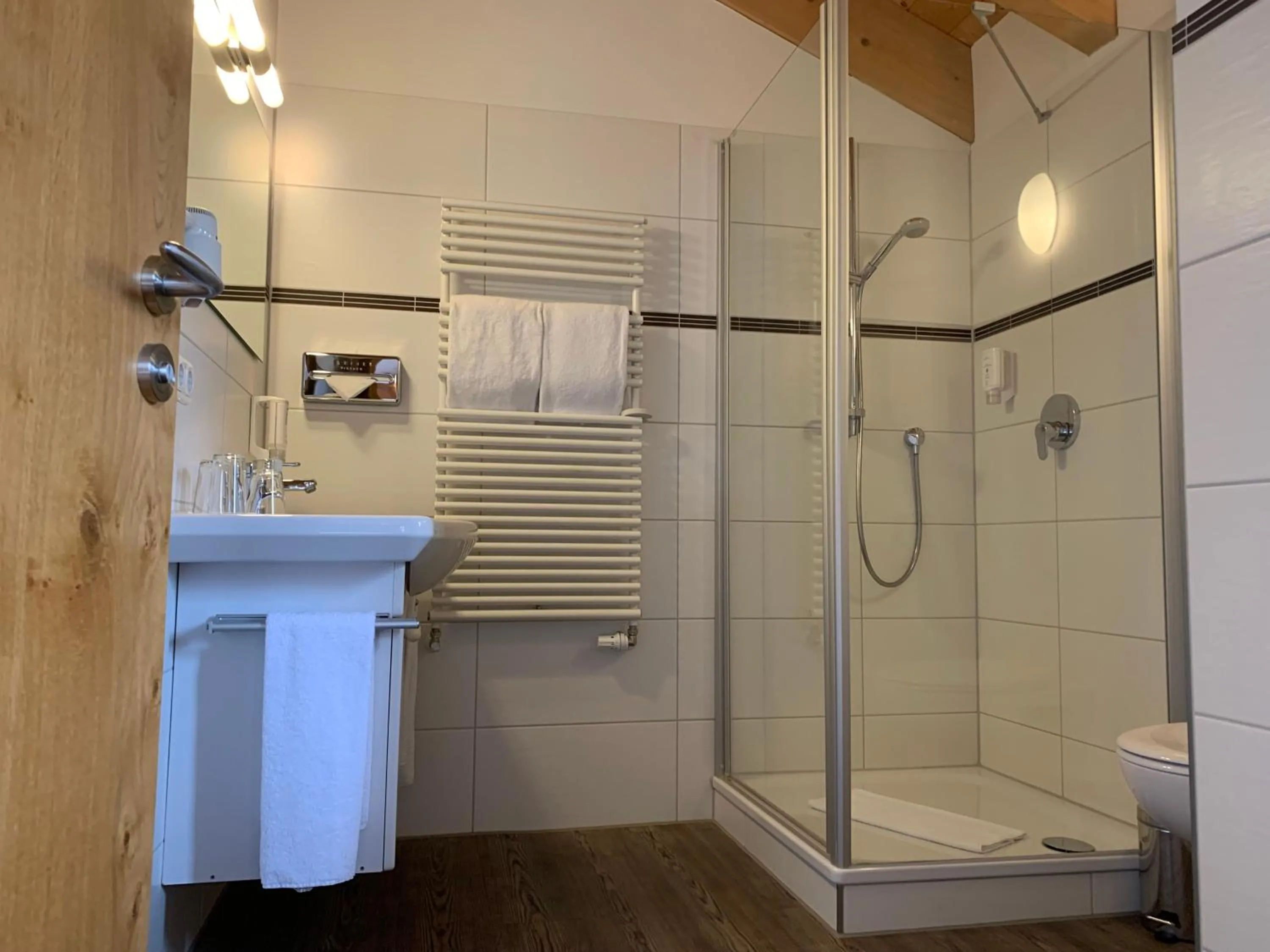 Bathroom in Alpenhotel Sonneck - mit Bergbahnticket