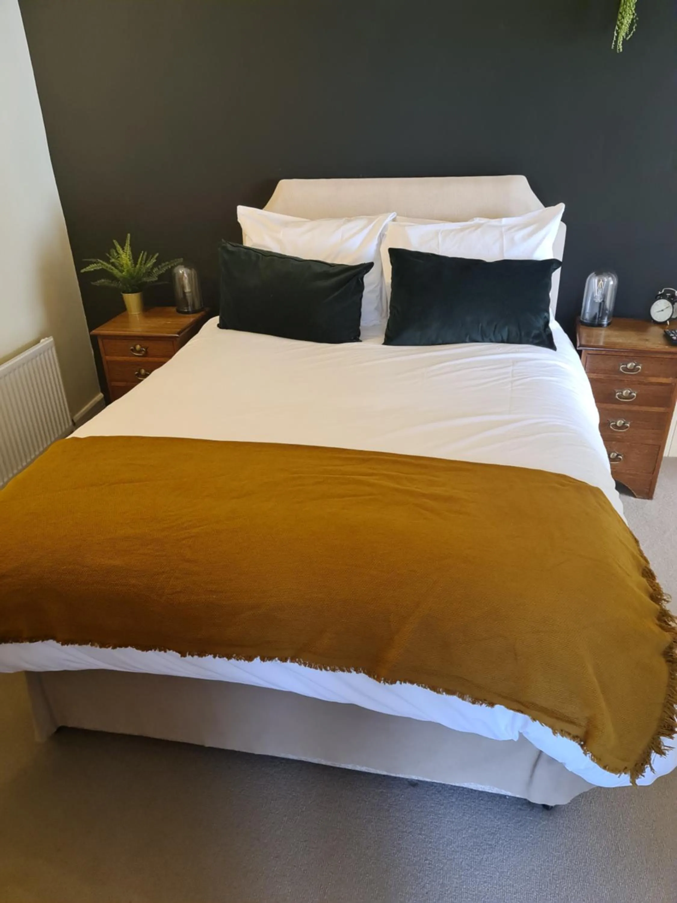 Bedroom in The New Inn Clovelly