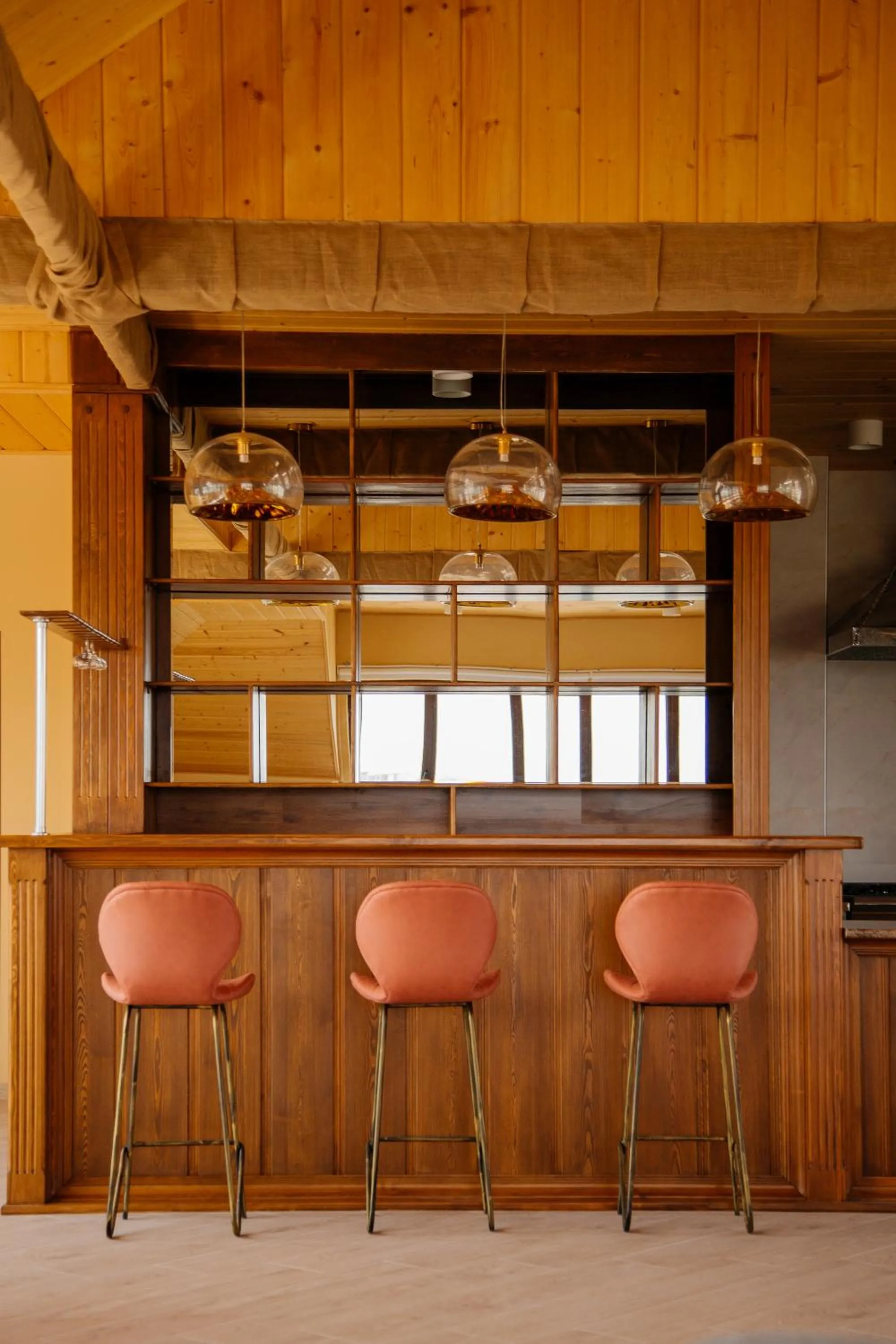 Restaurant/places to eat in Phazisi Hotel