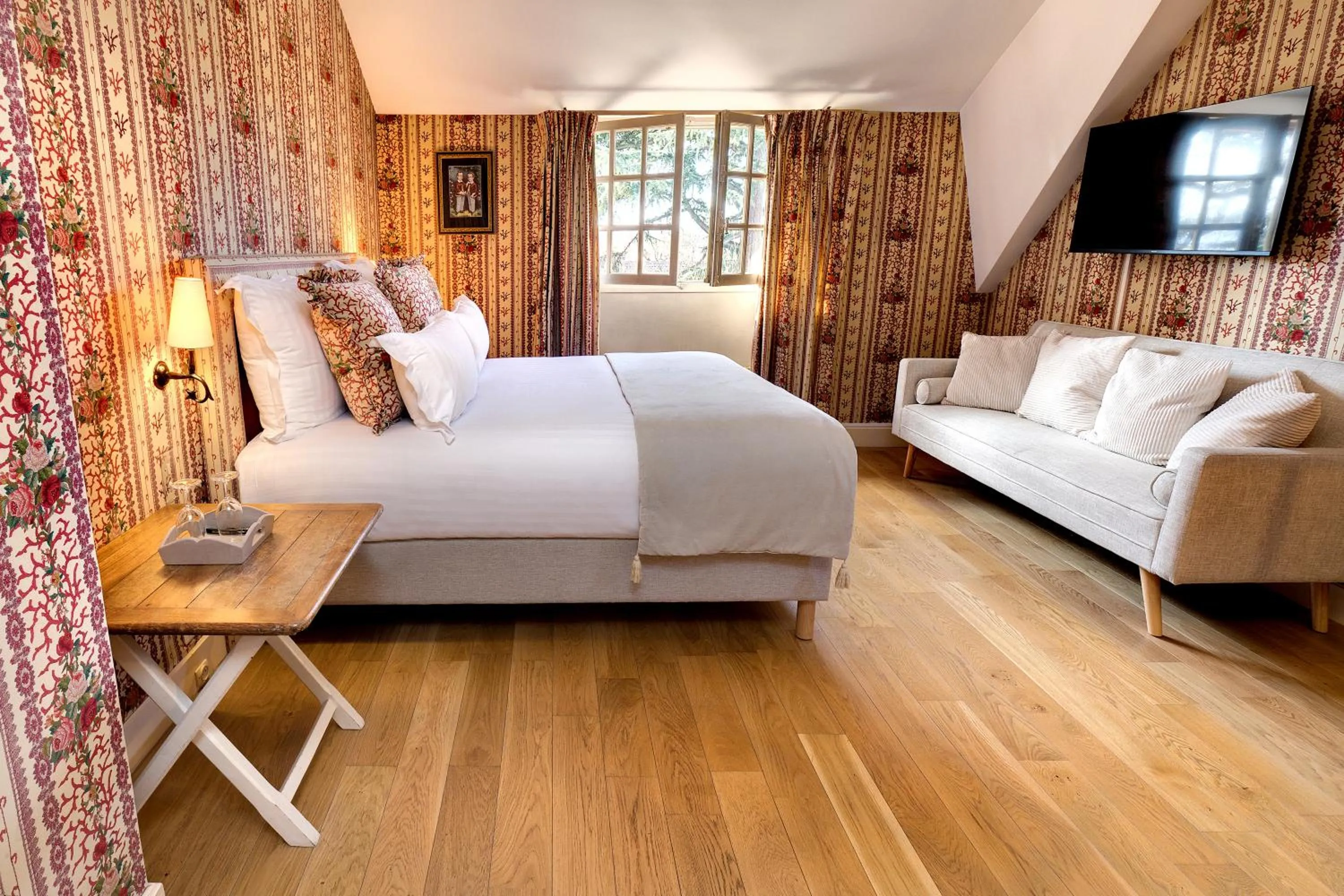 Bedroom, Bed in CAZAUDEHORE Hôtel Restaurant Gastronomique Terrasse et Jardins