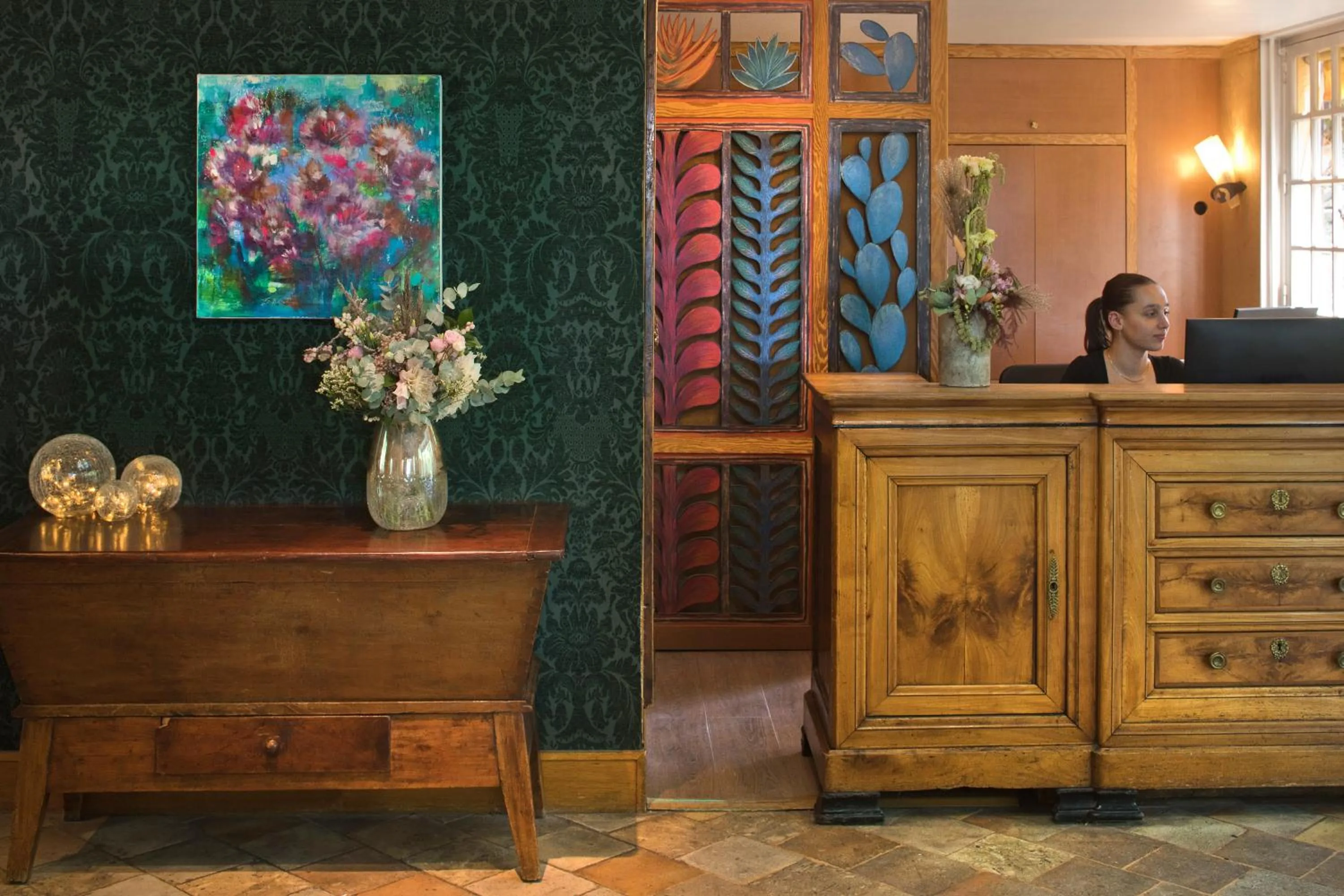 Lobby or reception in CAZAUDEHORE Hôtel Restaurant Gastronomique Terrasse et Jardins