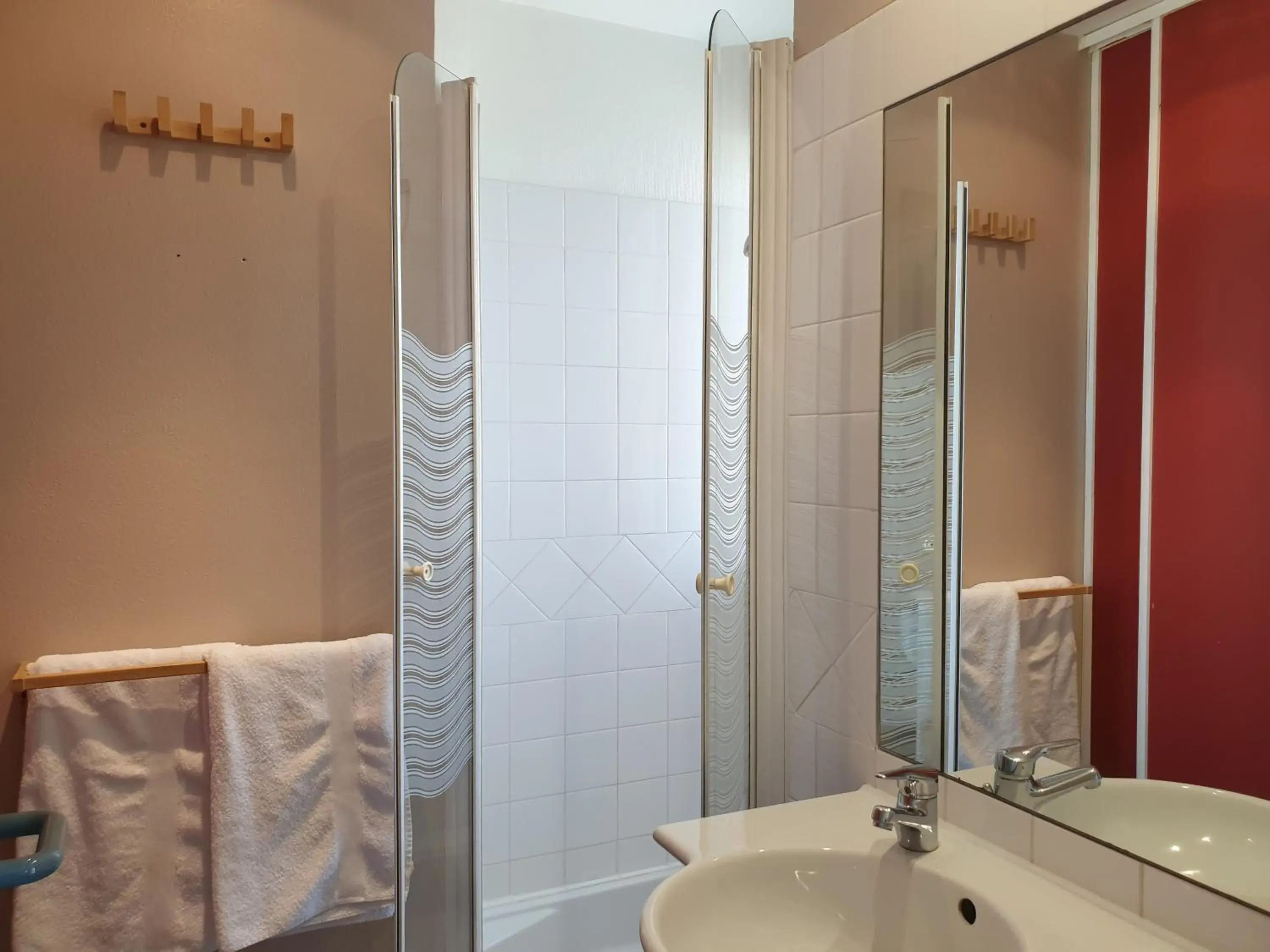 Double Room with Garden View in Auberge du Bois de l'étang - Motel les Tilleuls Double Room with Garden View in Auberge du Bois de l'étang - Motel les Tilleuls