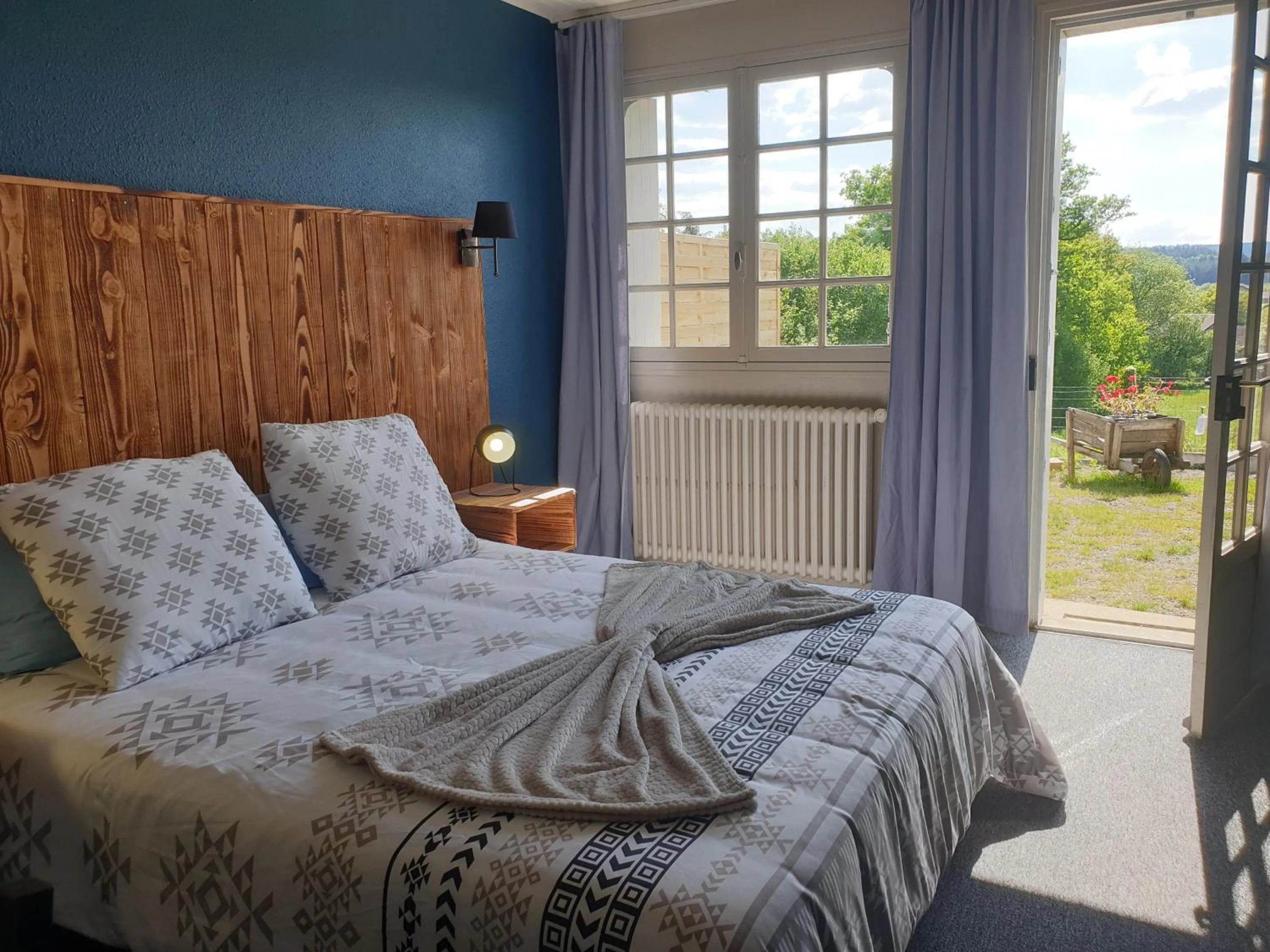 Bed in Auberge du Bois de l'étang - Motel les Tilleuls