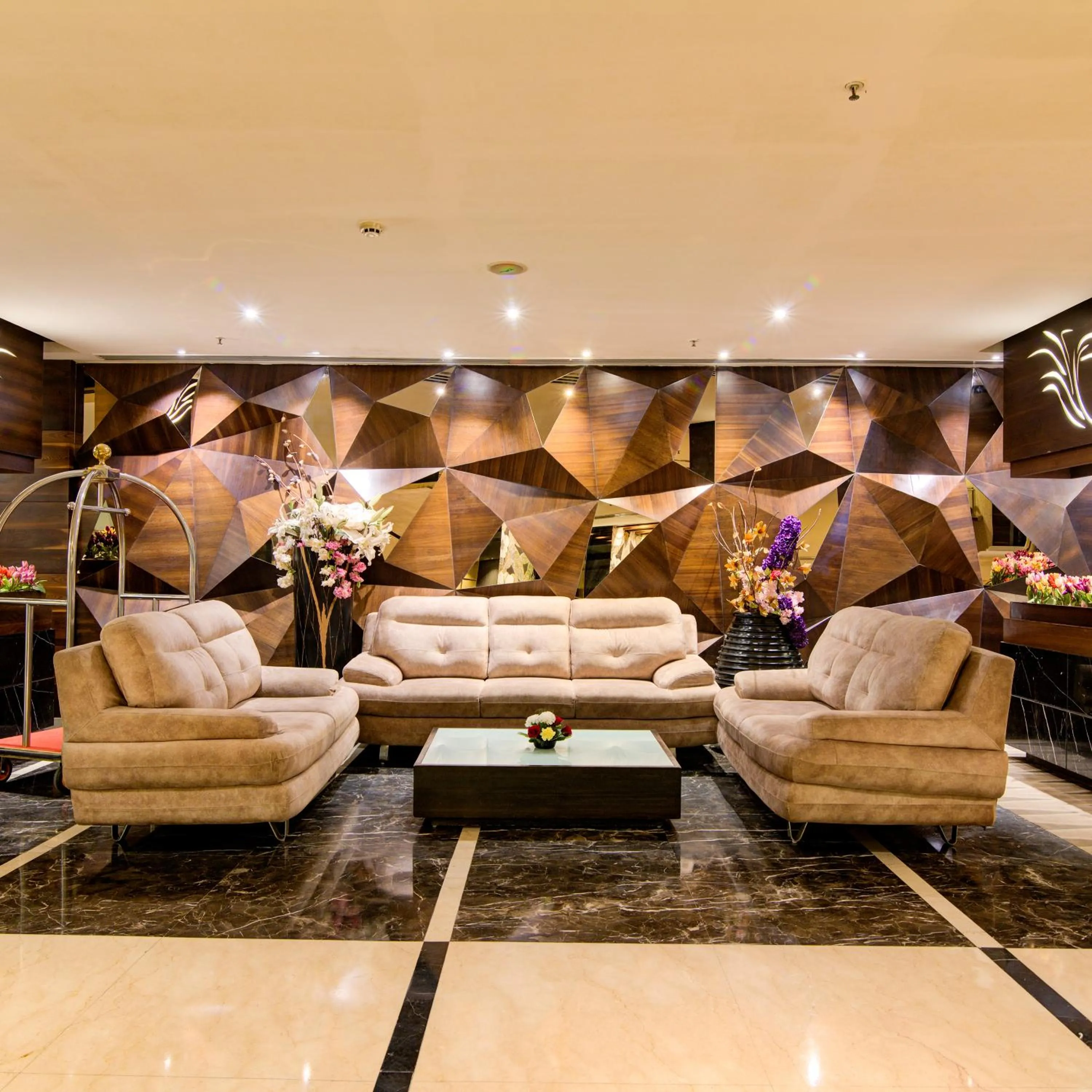 Lobby or reception in Godwin Haridwar