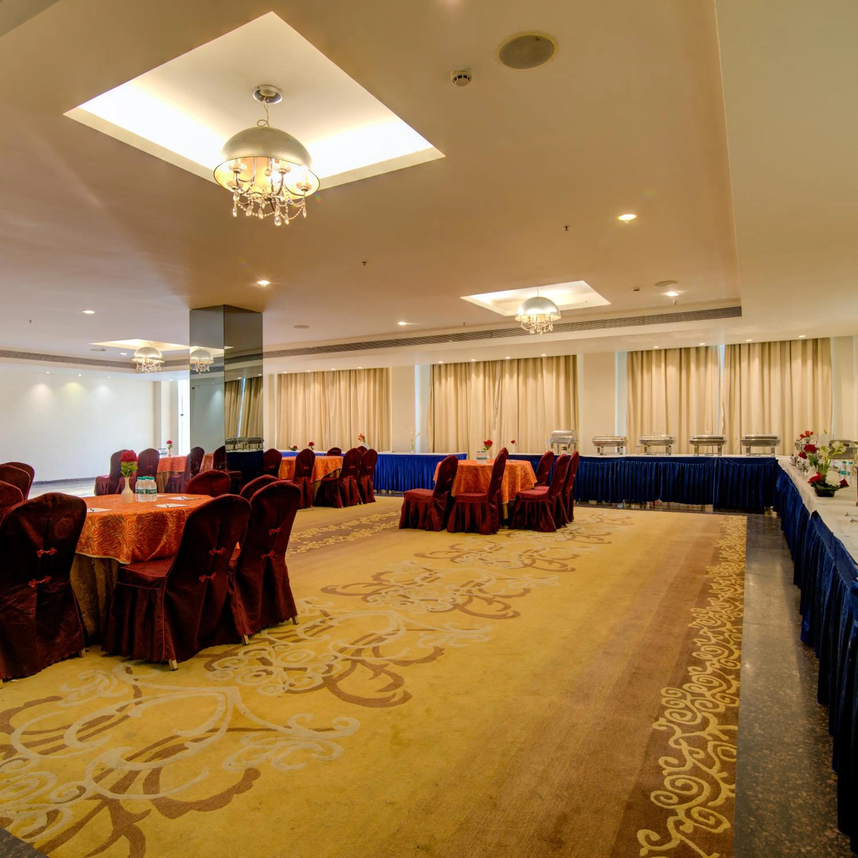 Banquet/Function facilities in Godwin Haridwar