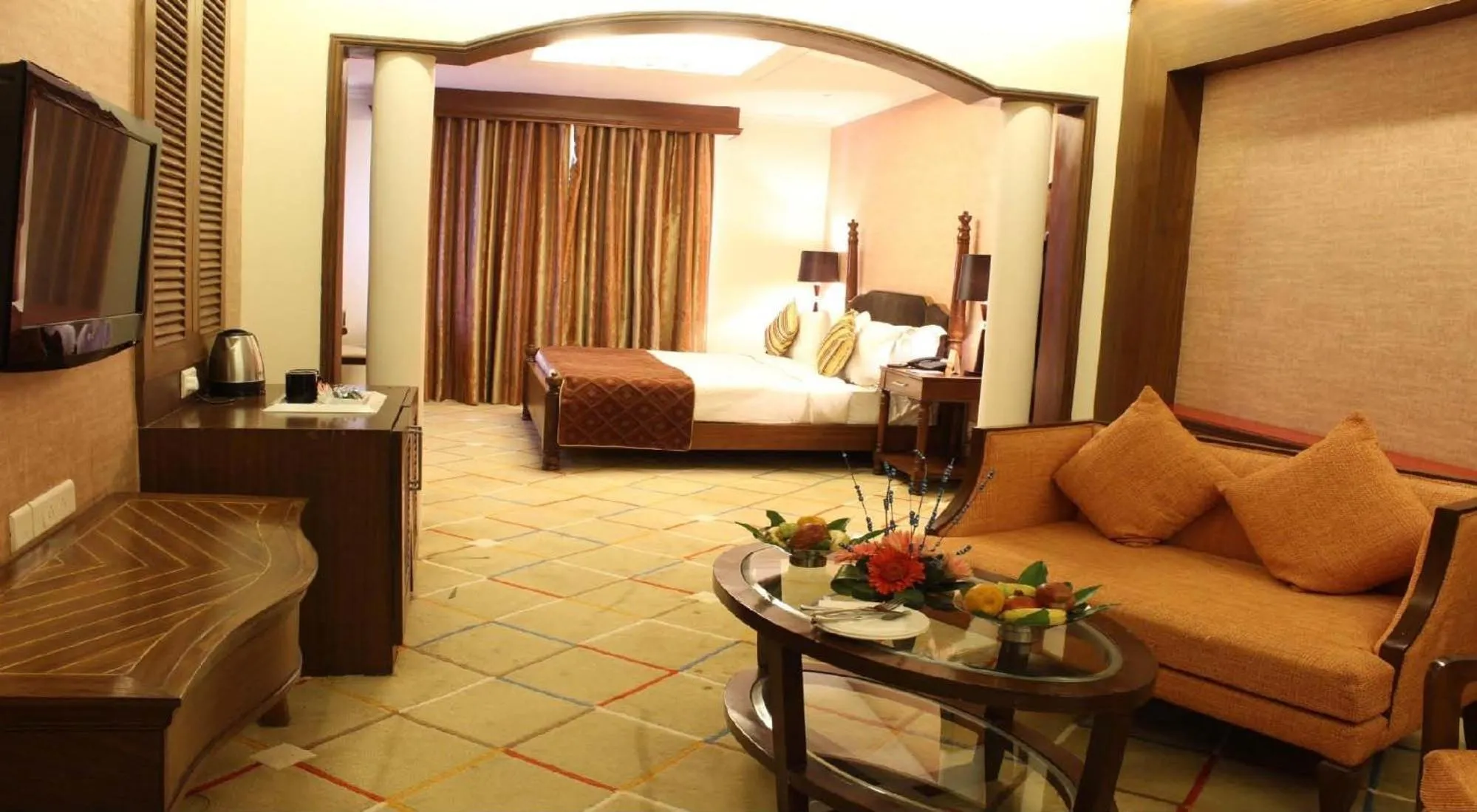 Photo of the whole room in Godwin Haridwar