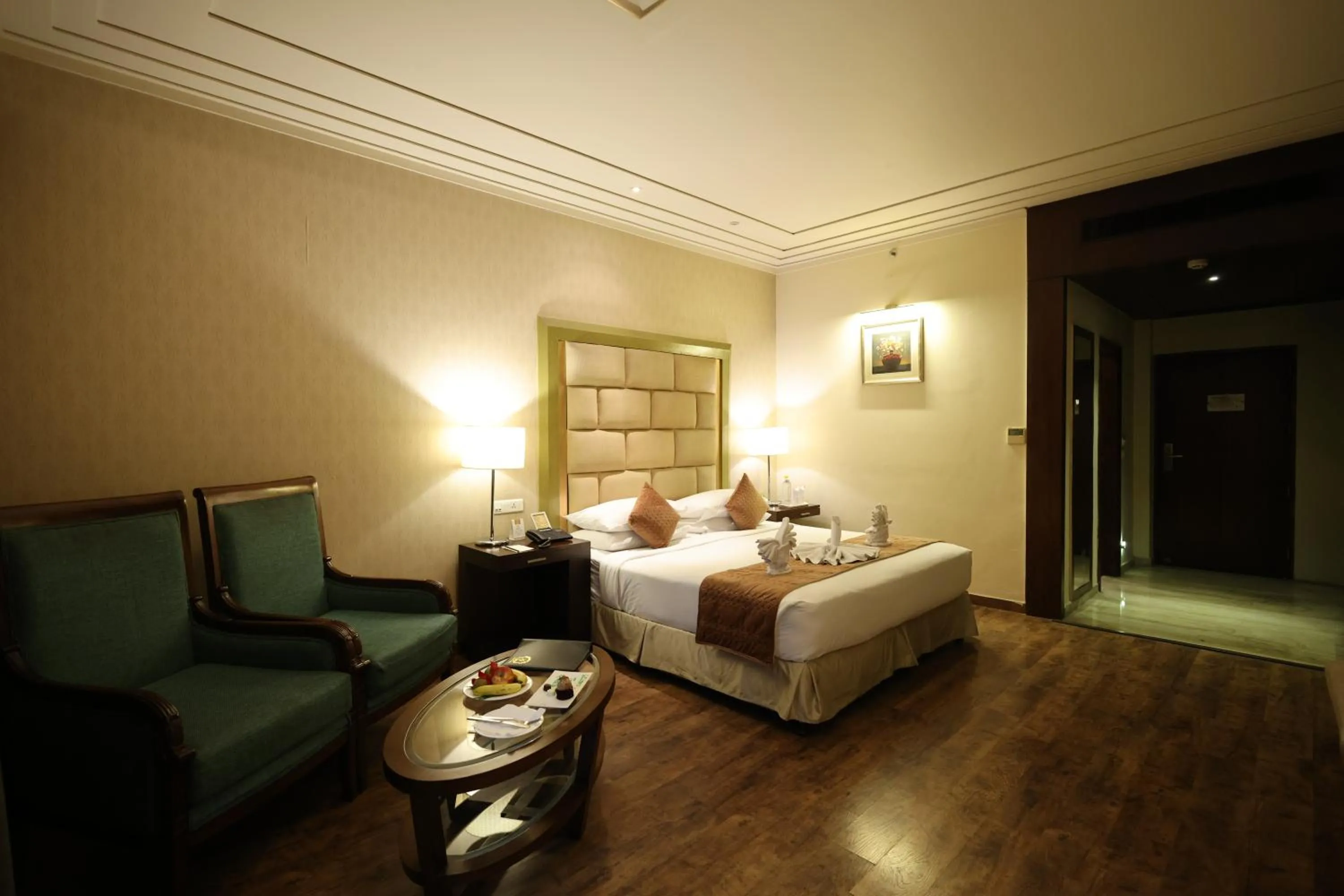 Bedroom, Bed in Godwin Meerut