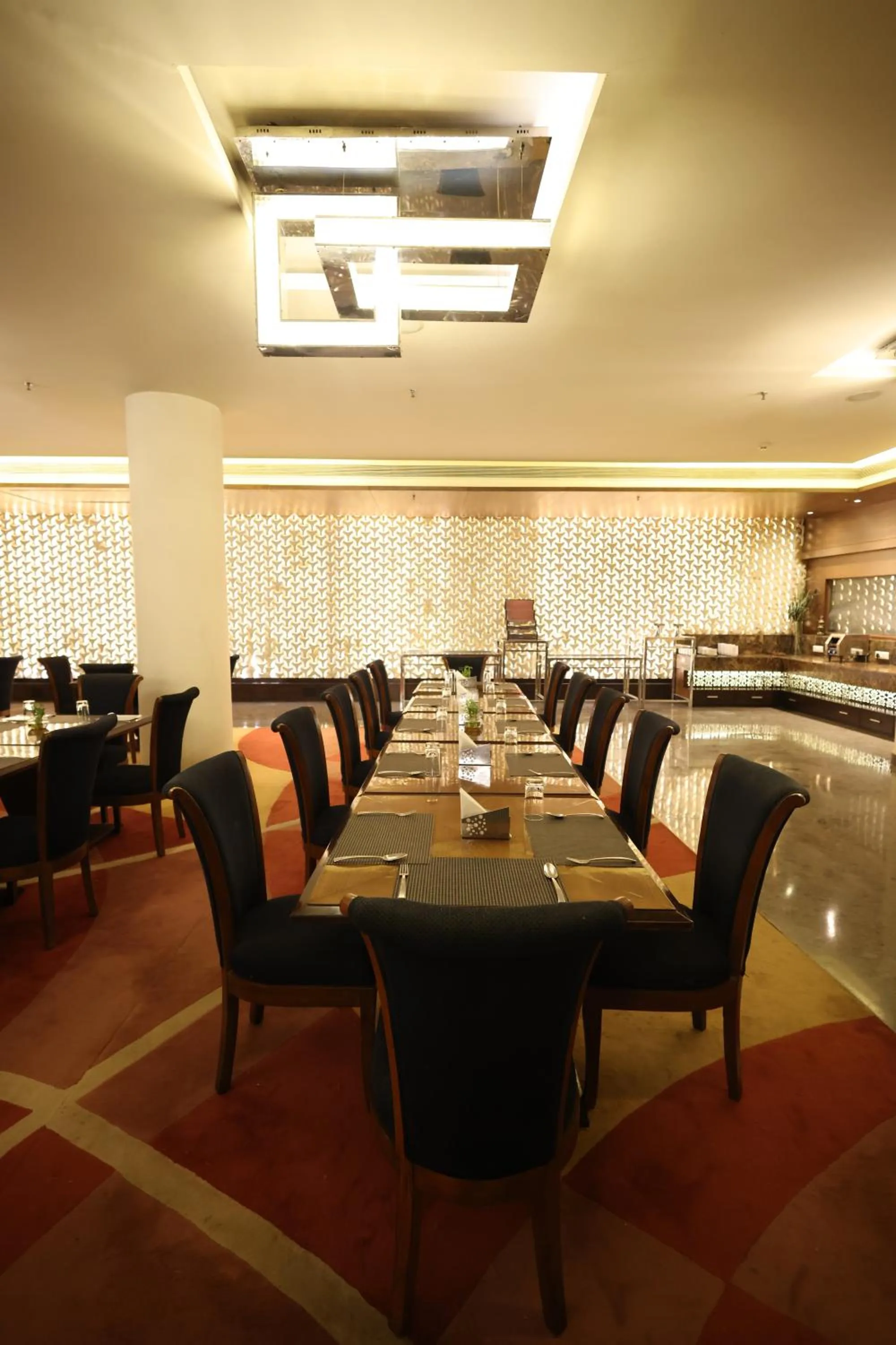 Restaurant/places to eat in Godwin Meerut
