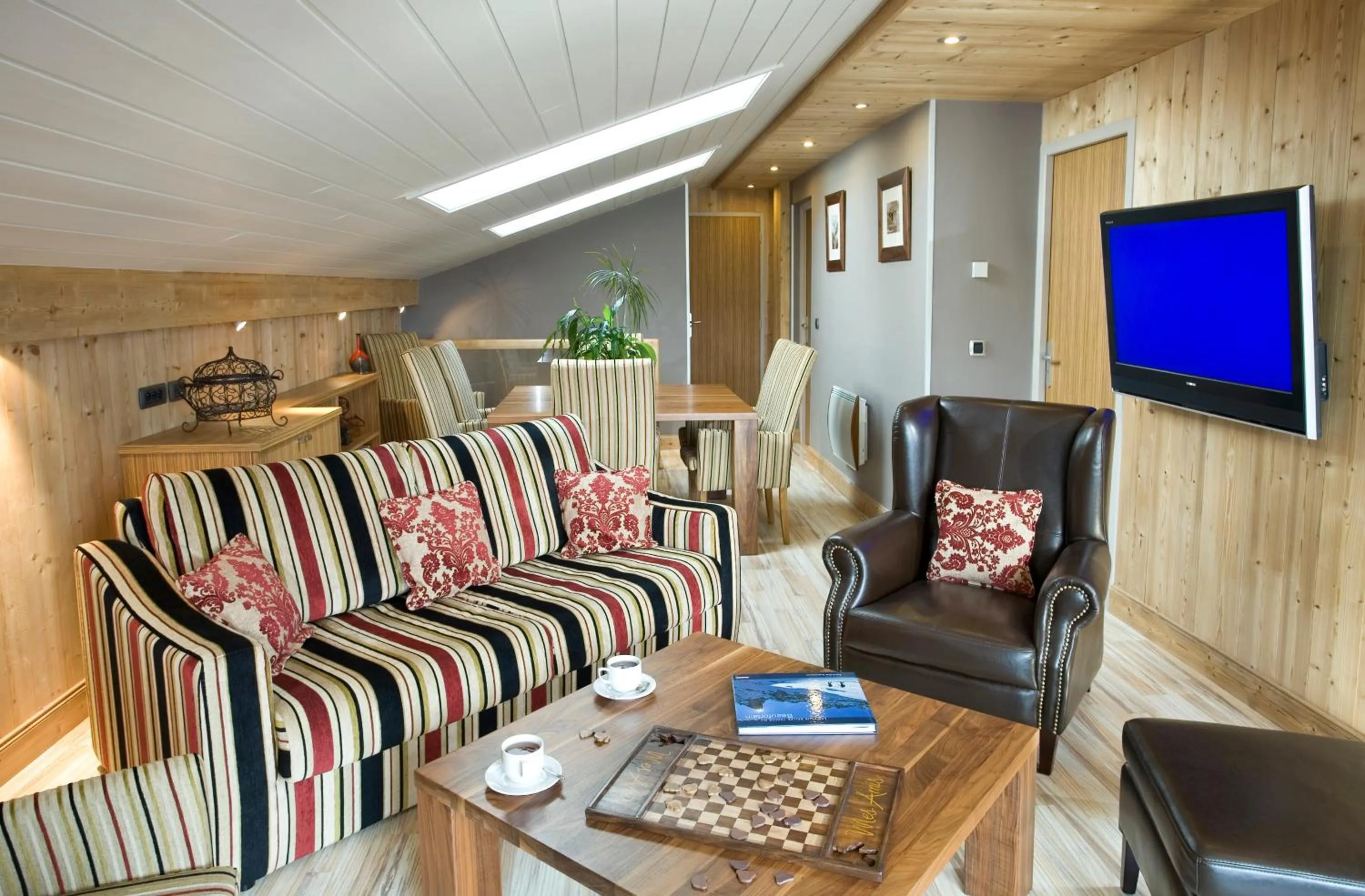 Seating area in Le Calgary