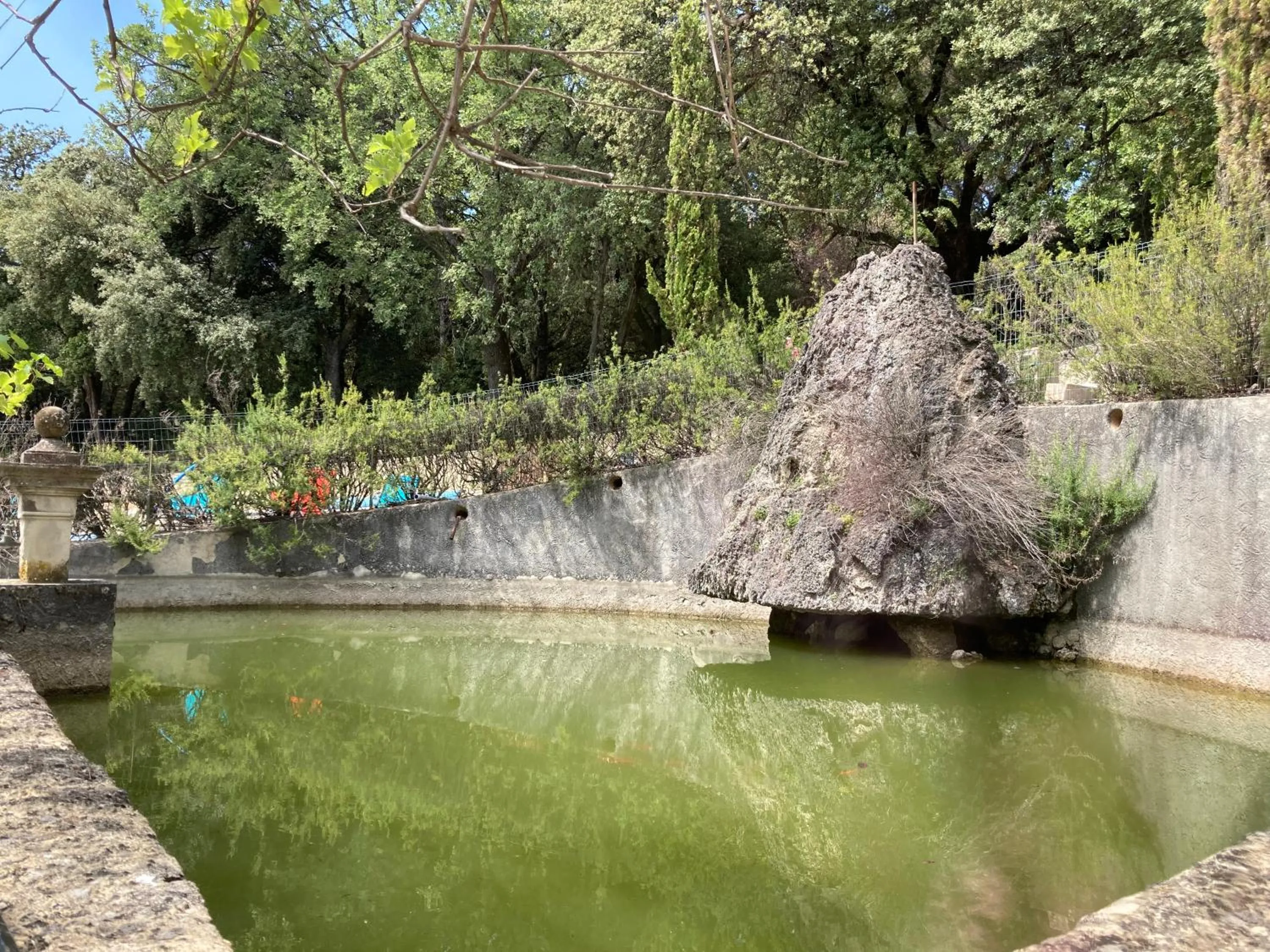 Suite Royale- SPA - Jacuzzi - Sauna - Massage - 2 Double Rooms - 4 SAISONS - Piscine Chauffée Toute l'année - POOL VIEW - Heated POOL -800m City Centre