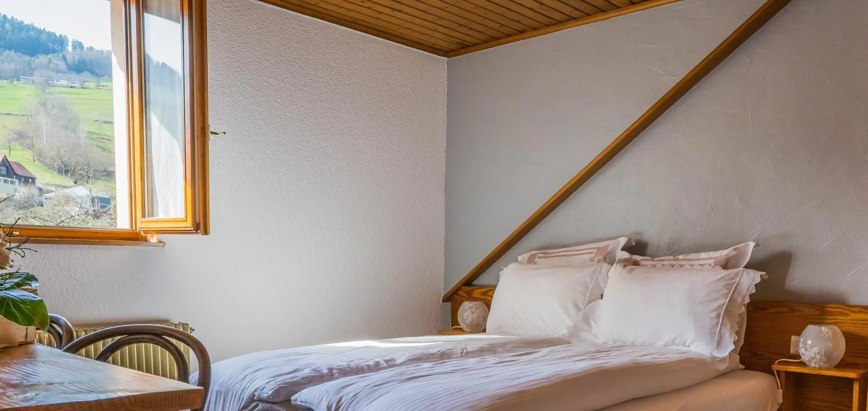 Bed in Hôtel Au Vieux Moulin