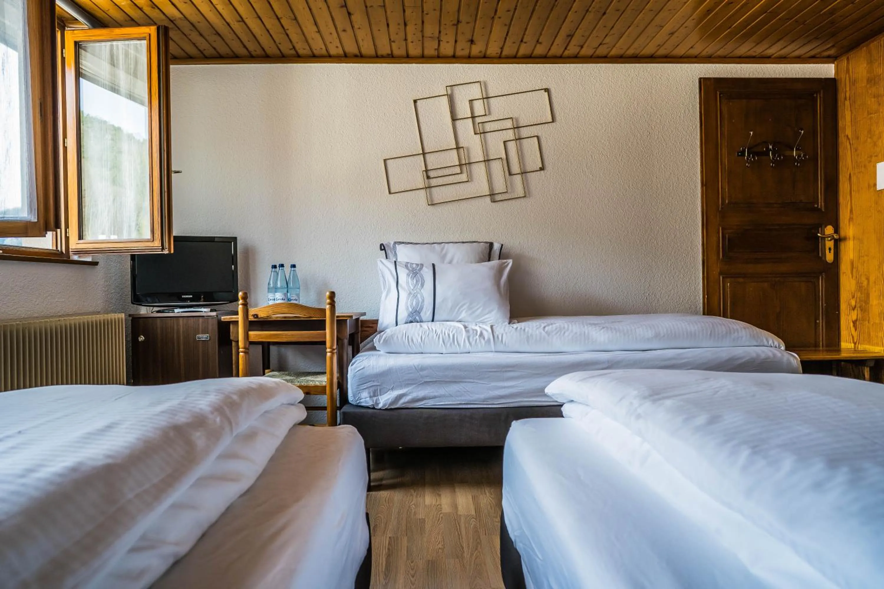 Bed in Hôtel Au Vieux Moulin