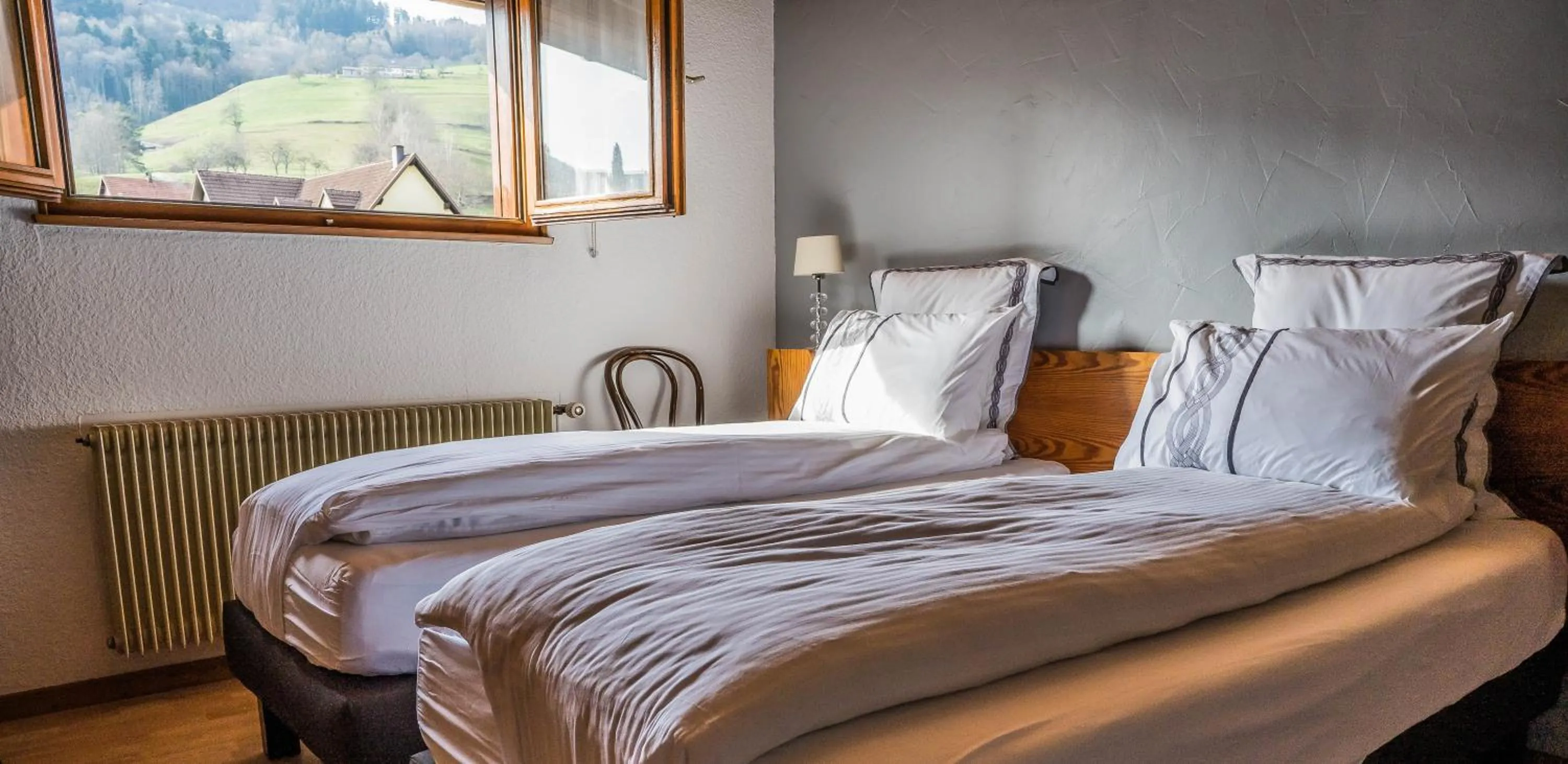 Nearby landmark, Bed in Hôtel Au Vieux Moulin