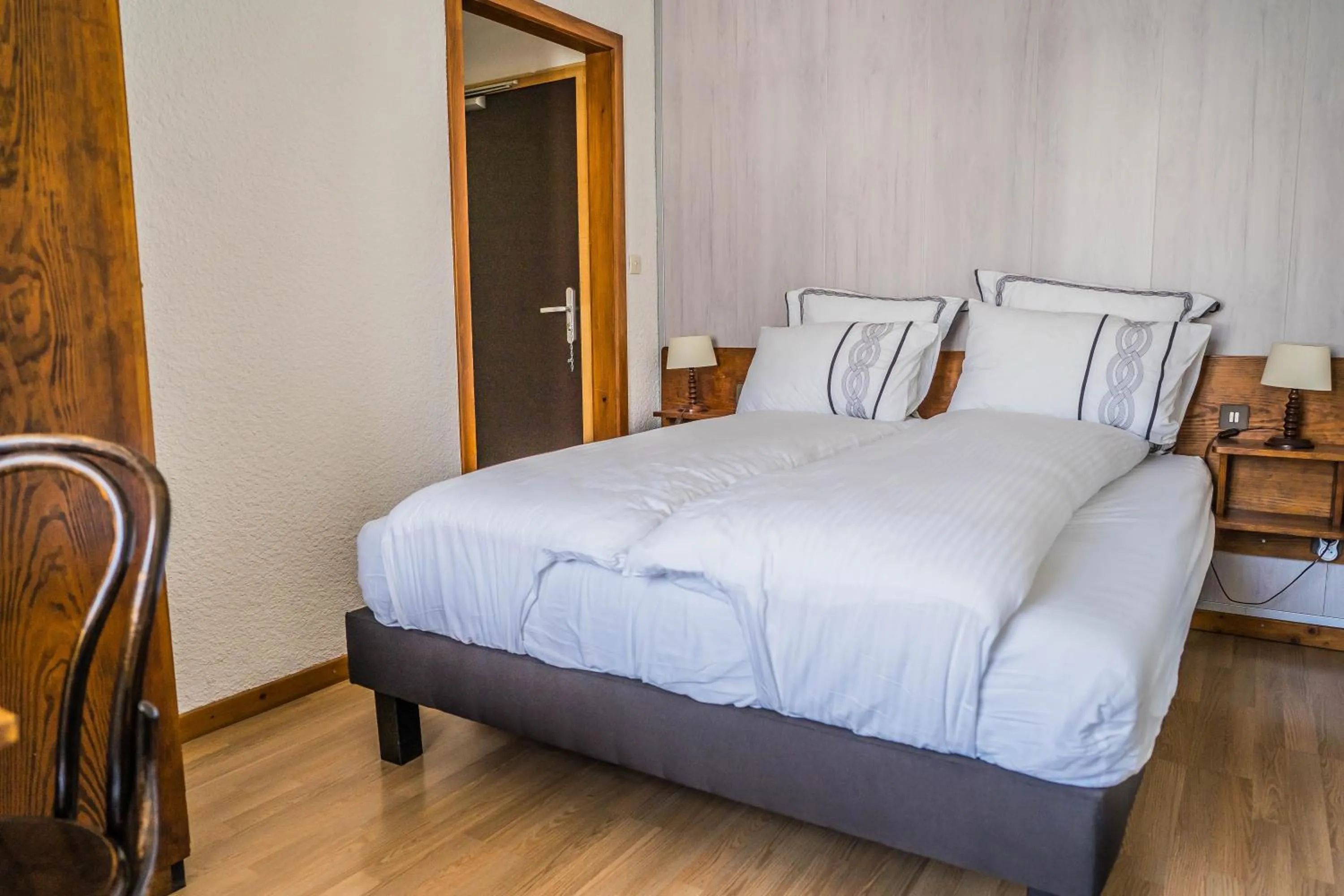 Bed in Hôtel Au Vieux Moulin