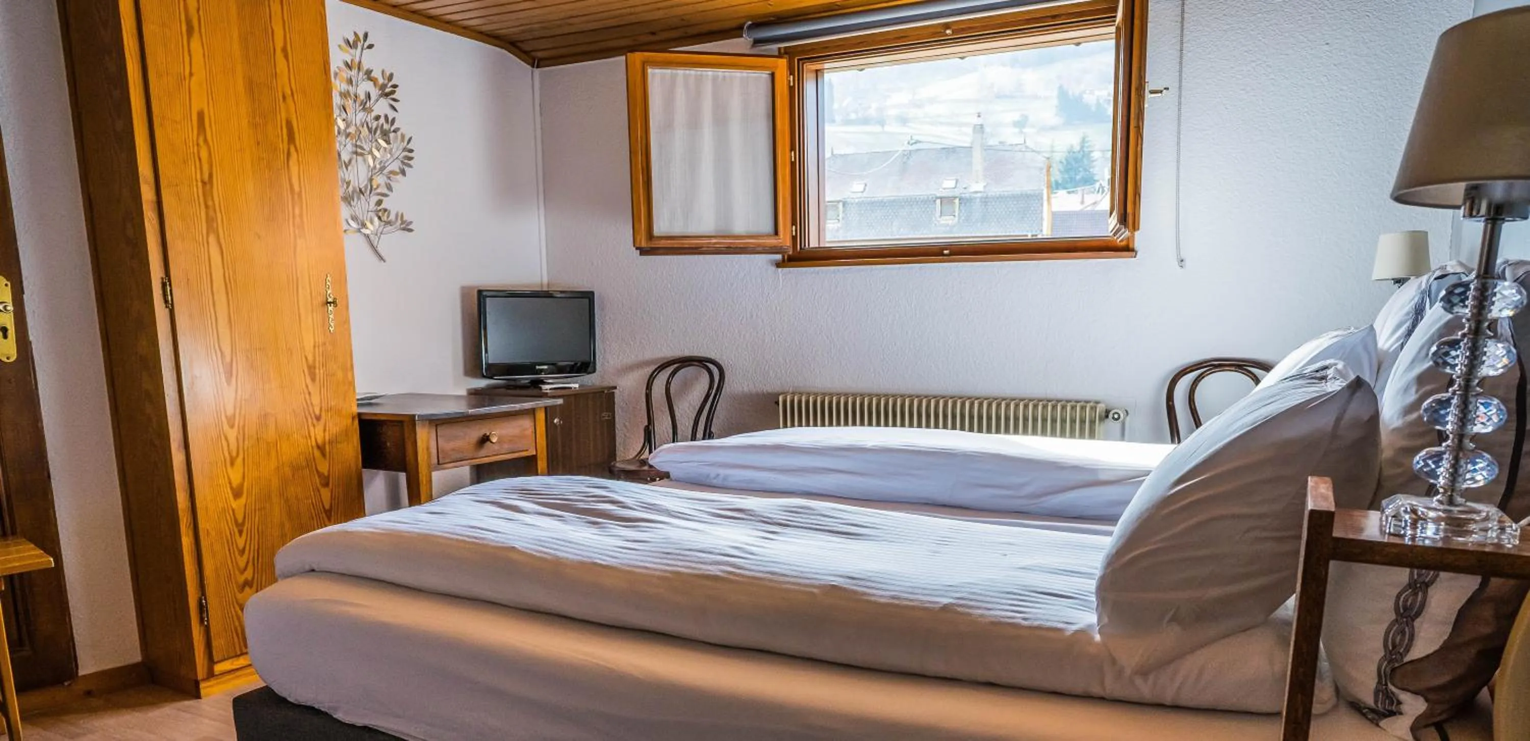 Bed in Hôtel Au Vieux Moulin