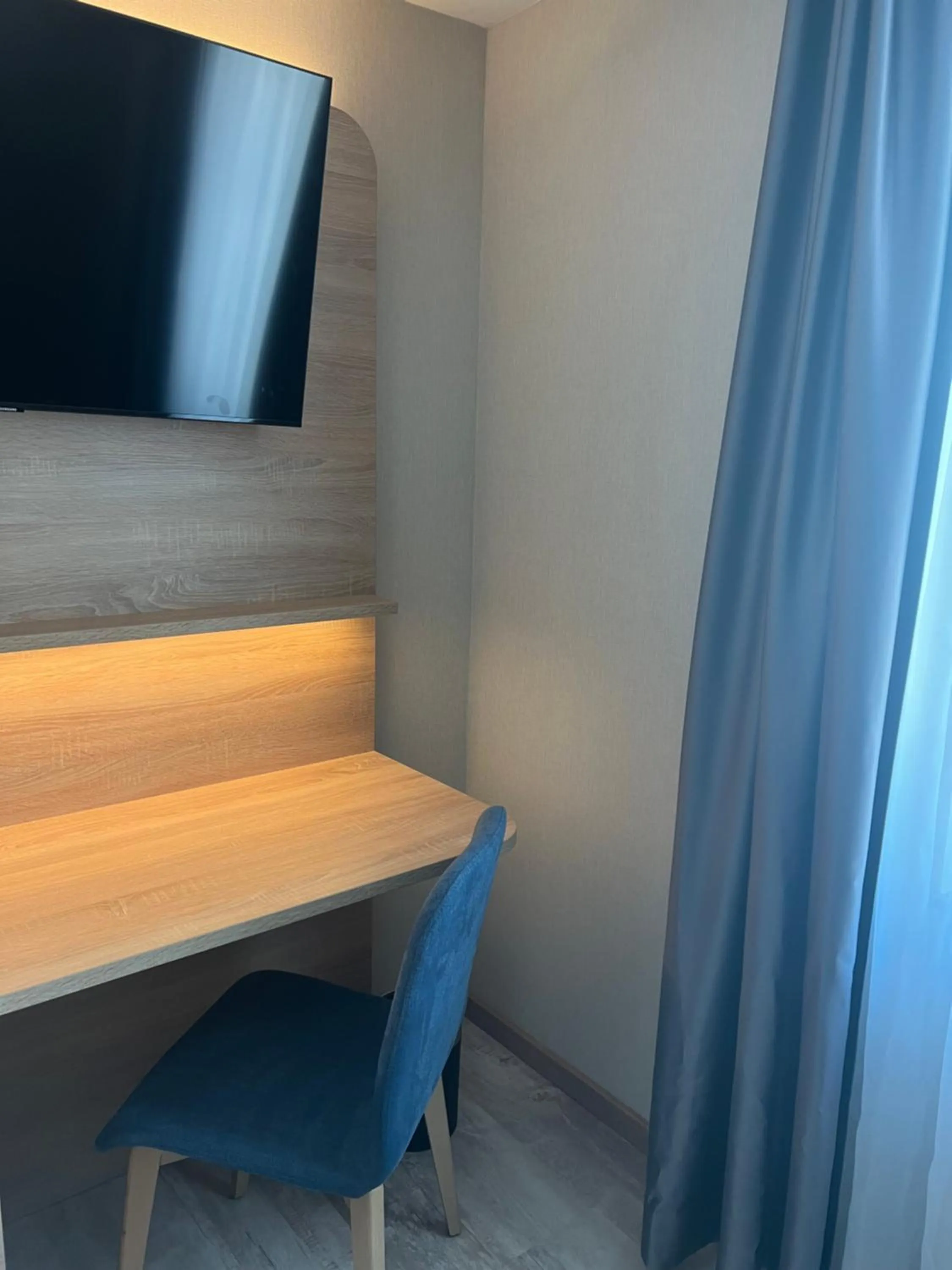 TV and multimedia in Aal-Kate