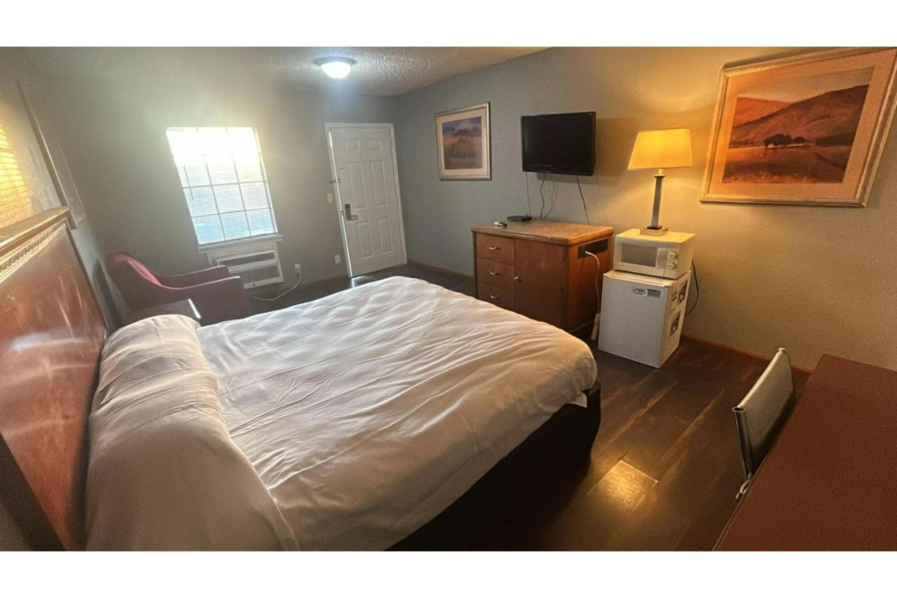 Bedroom, Bed in HiWay Inn Express Elk City Route 66