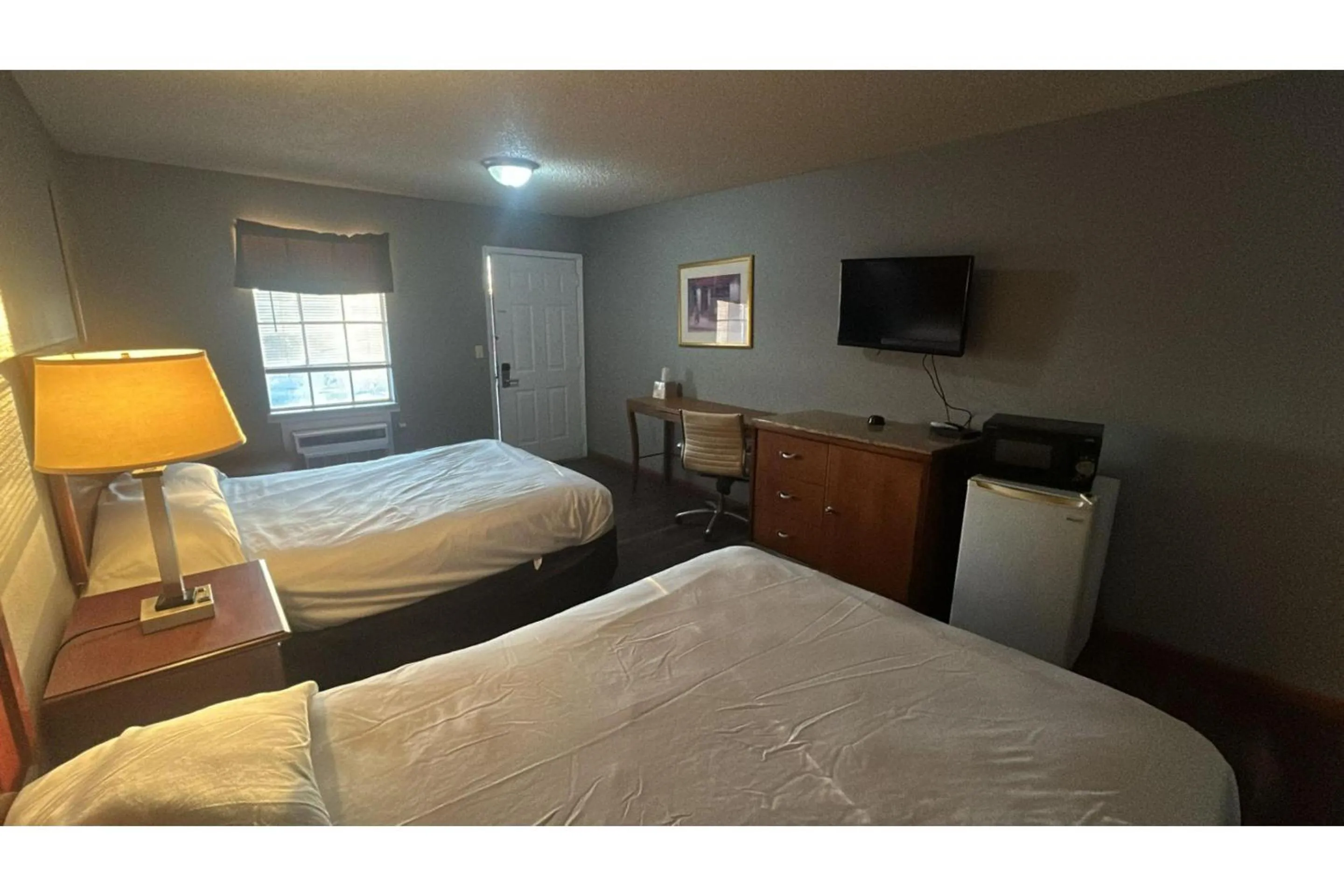 Bedroom, Bed in HiWay Inn Express Elk City Route 66