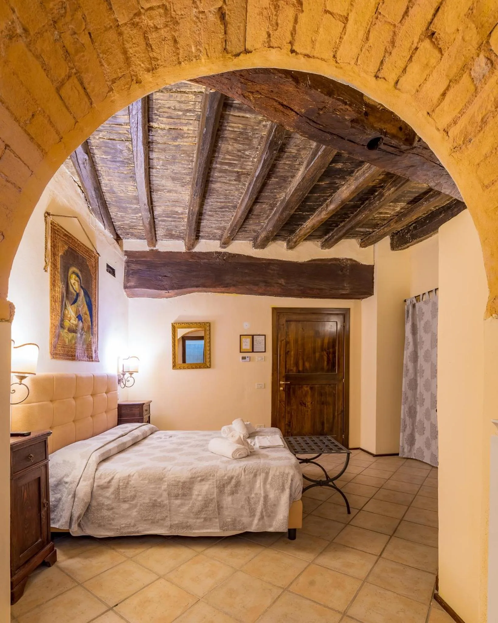 Bedroom, Bed in HOTEL TREVI Palazzo Natalini