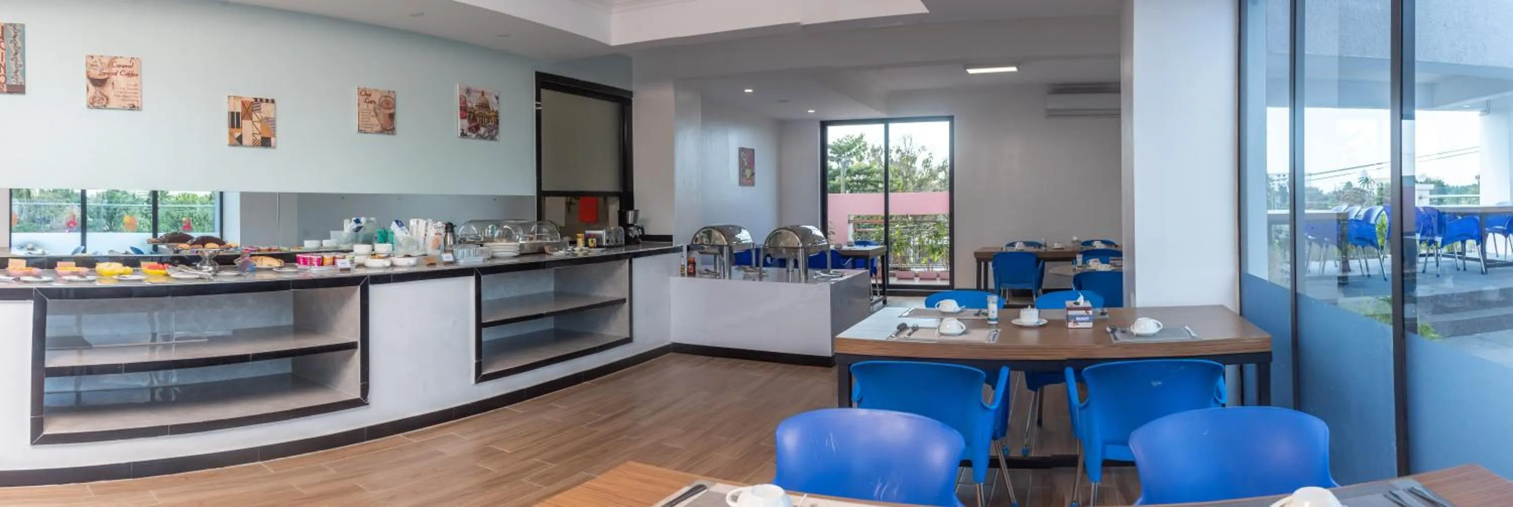 Restaurant/places to eat in Pauraque Soho Hotel